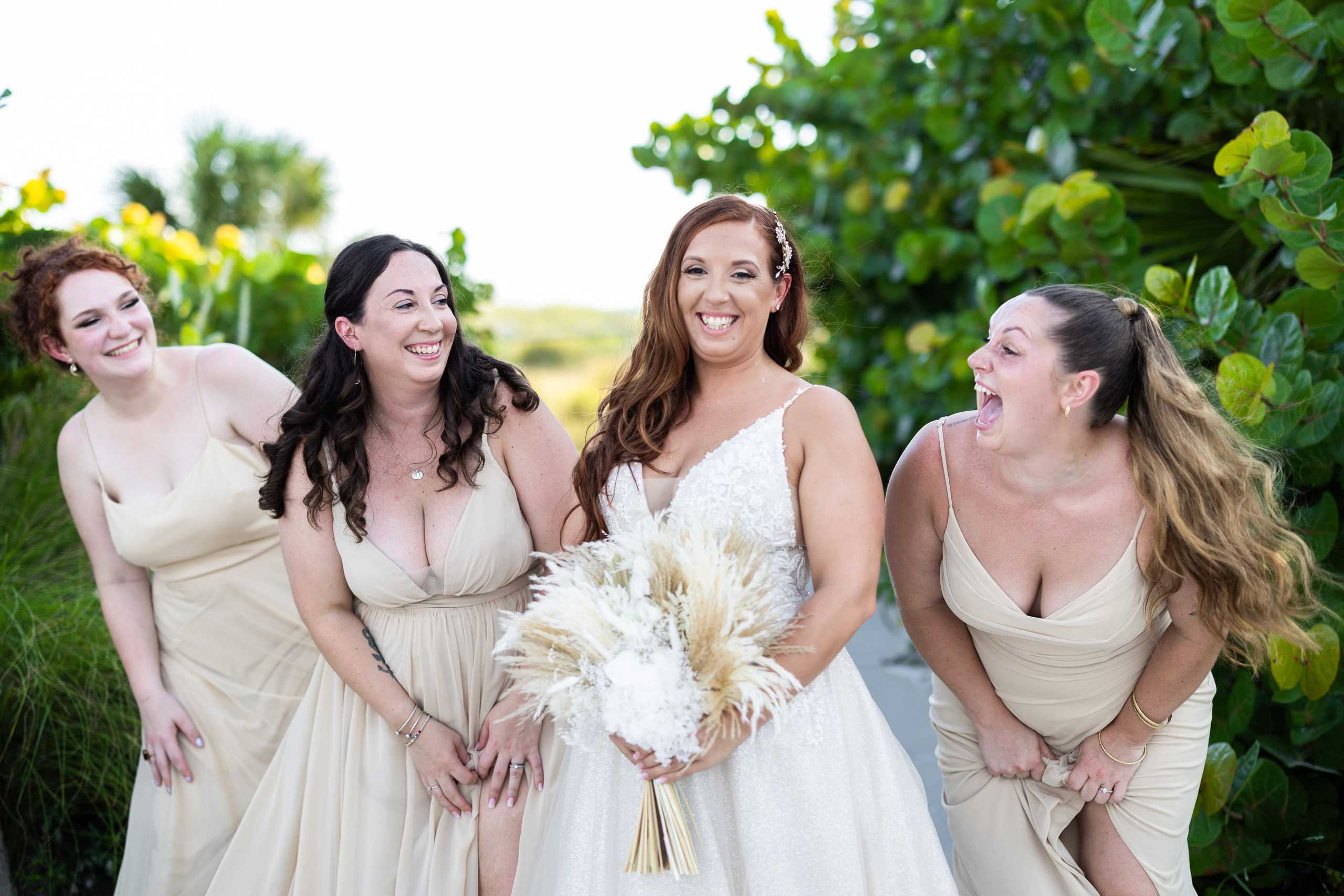 ELOPEMENTS. Wedding Photography & Videography contenting in Tennessee and Florida