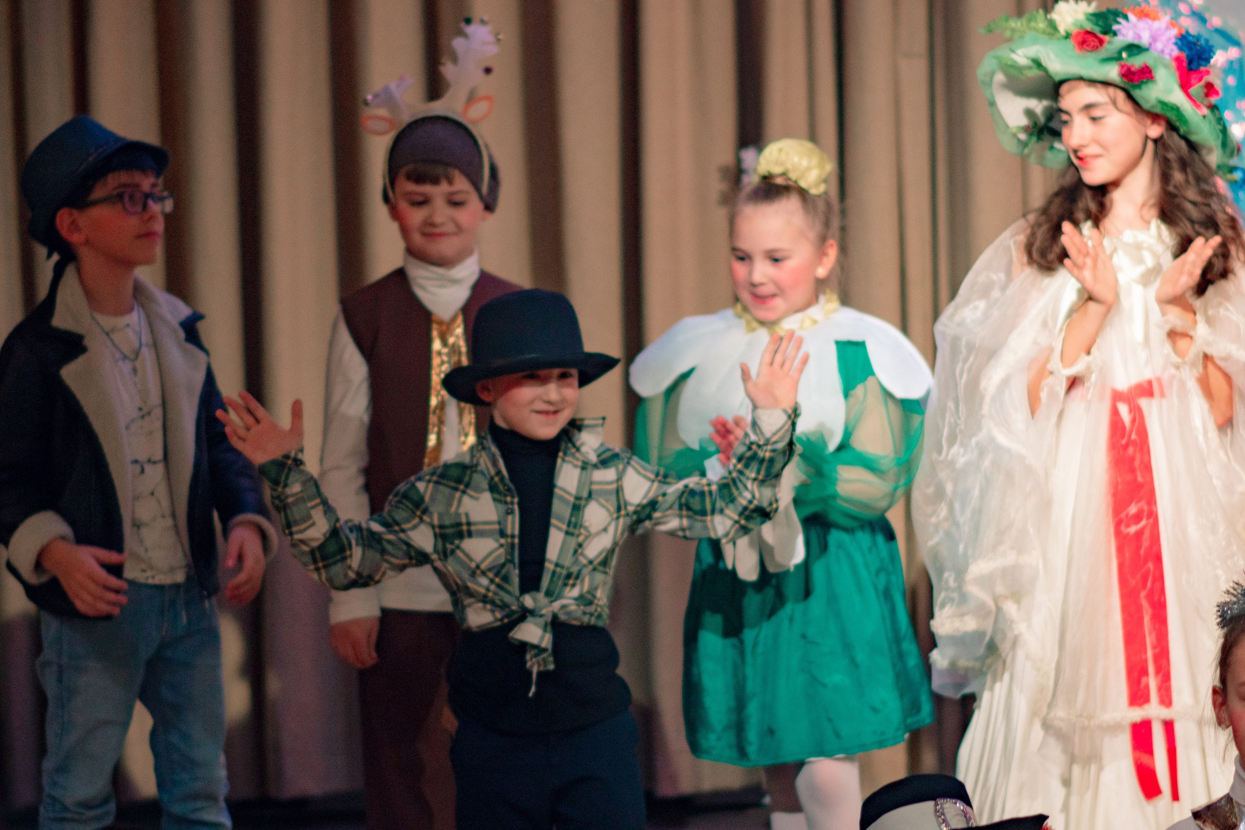 Театральная студия. Семейный и детский фотограф