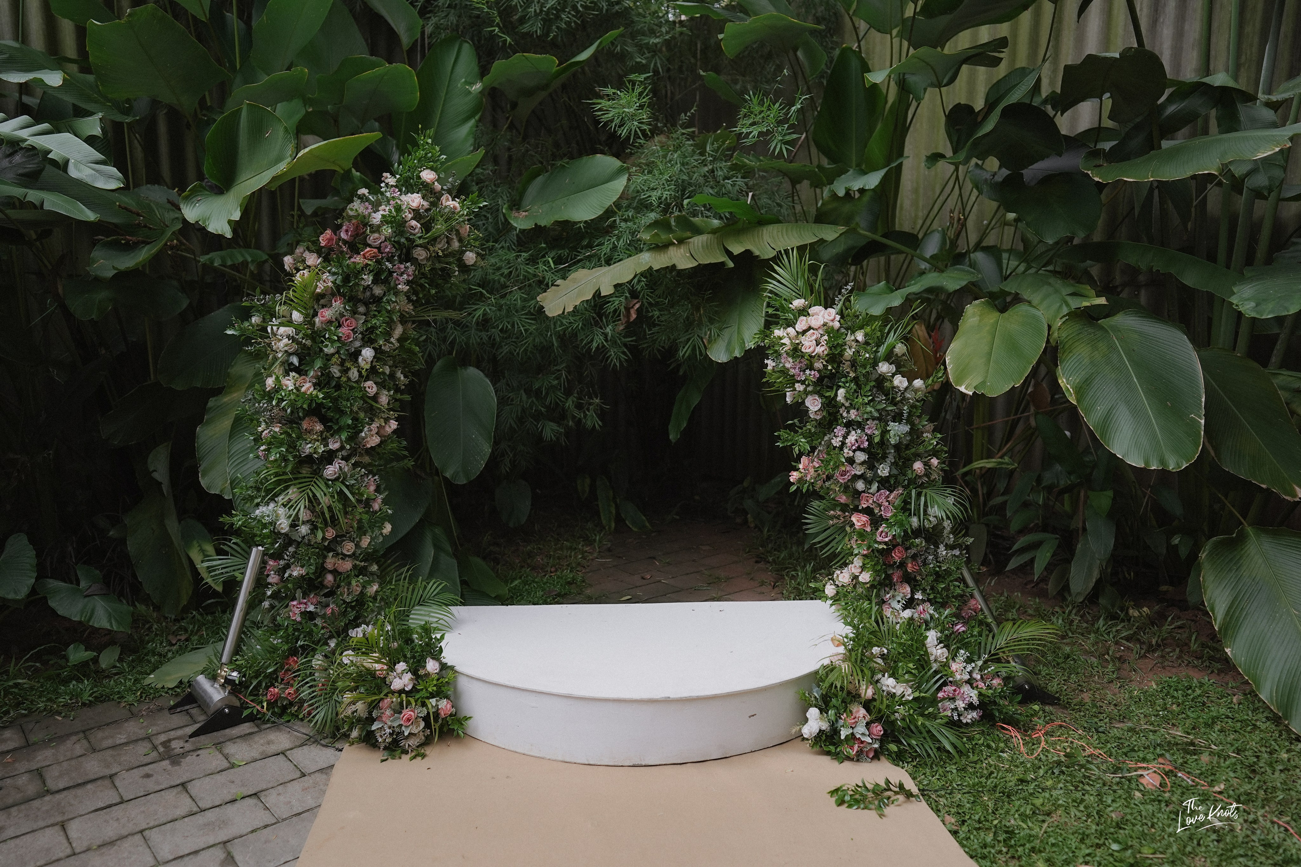 SHIBIL / RISLA. Theloveknots