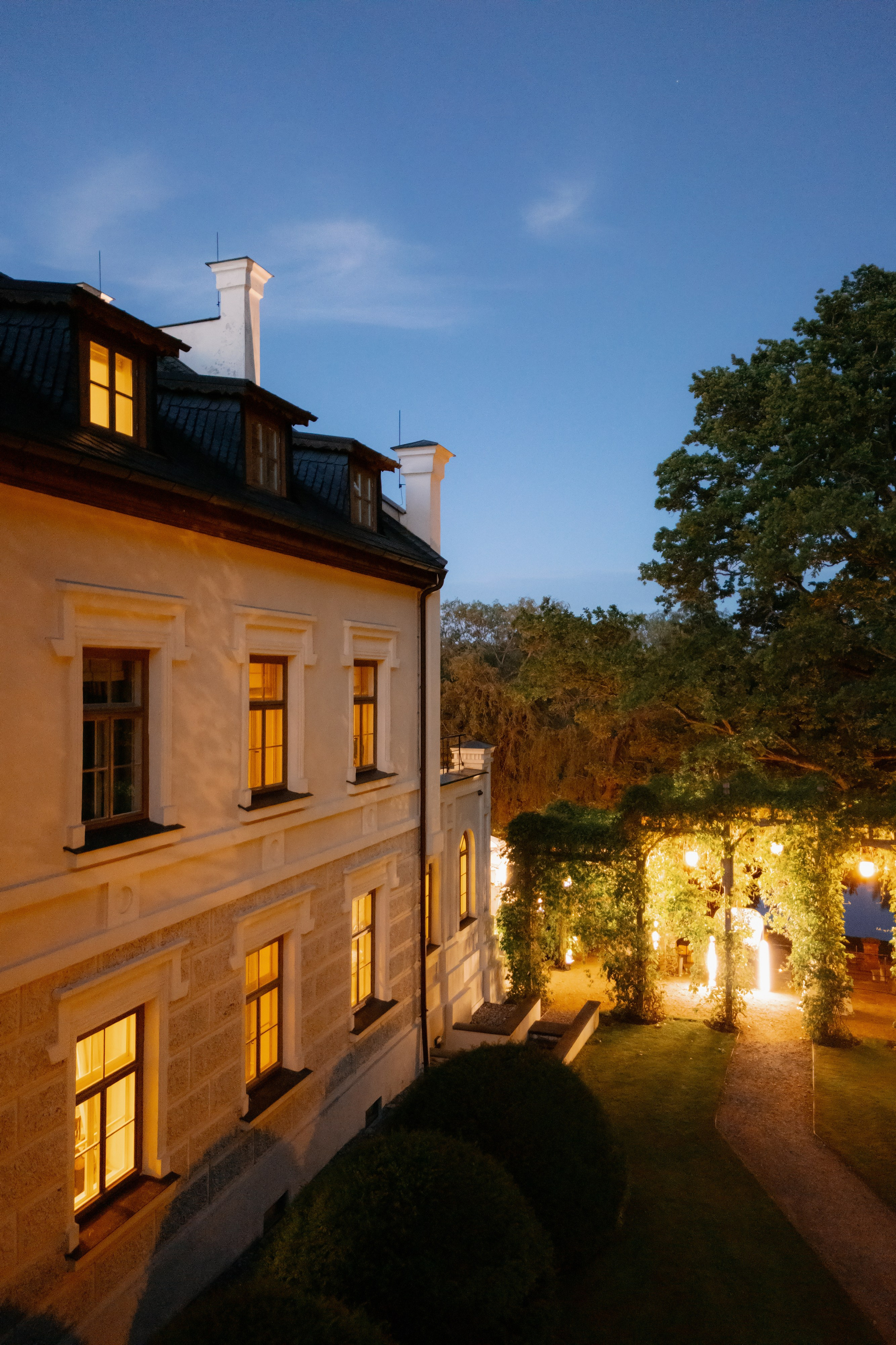 MADELEINA & ALEX. Bakasphoto wedding and lifestyle photography Latvia and Worldwide