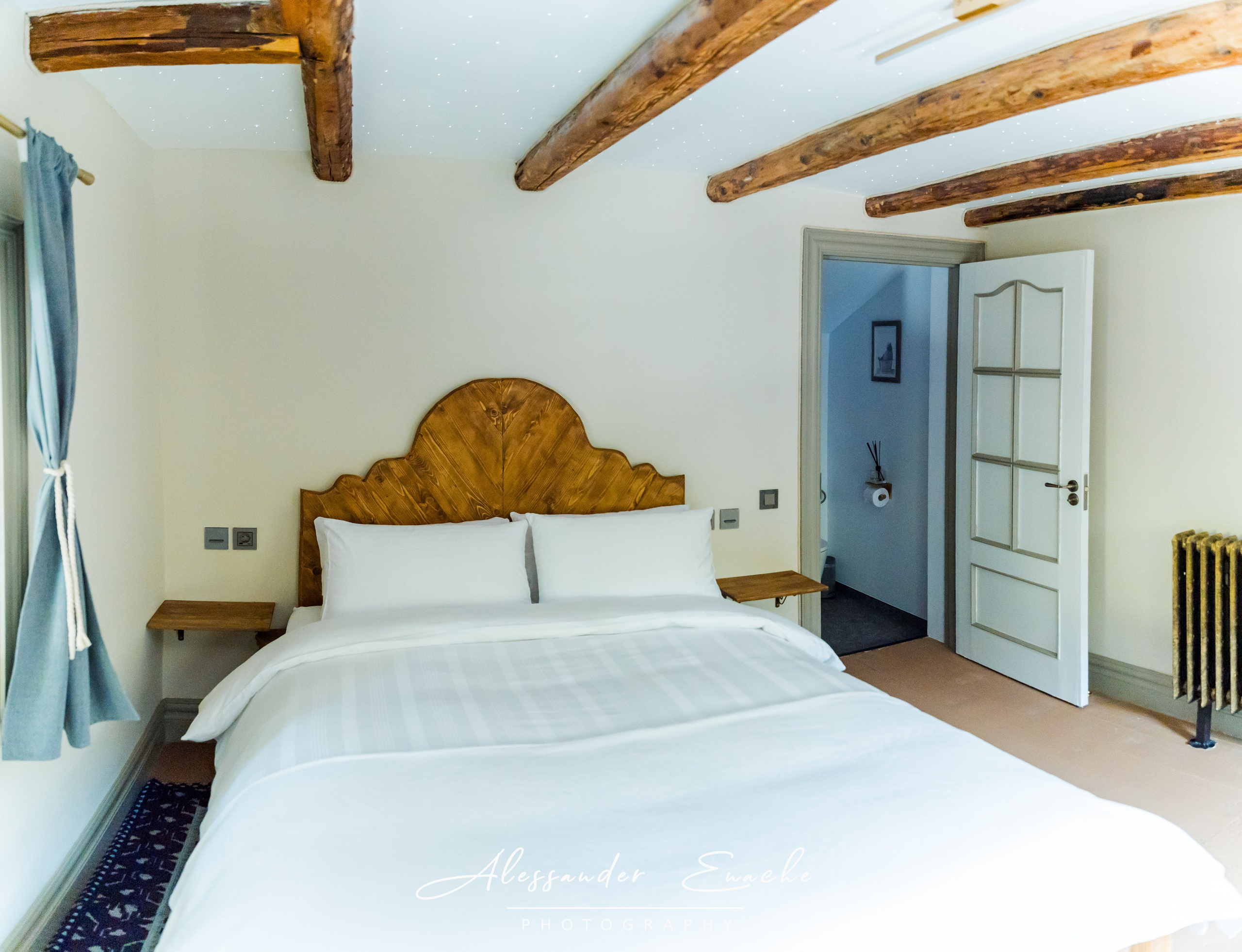 BĂRLOGUL URȘILOR. Fotograf prin #Piatraneamt-Alessander Enache