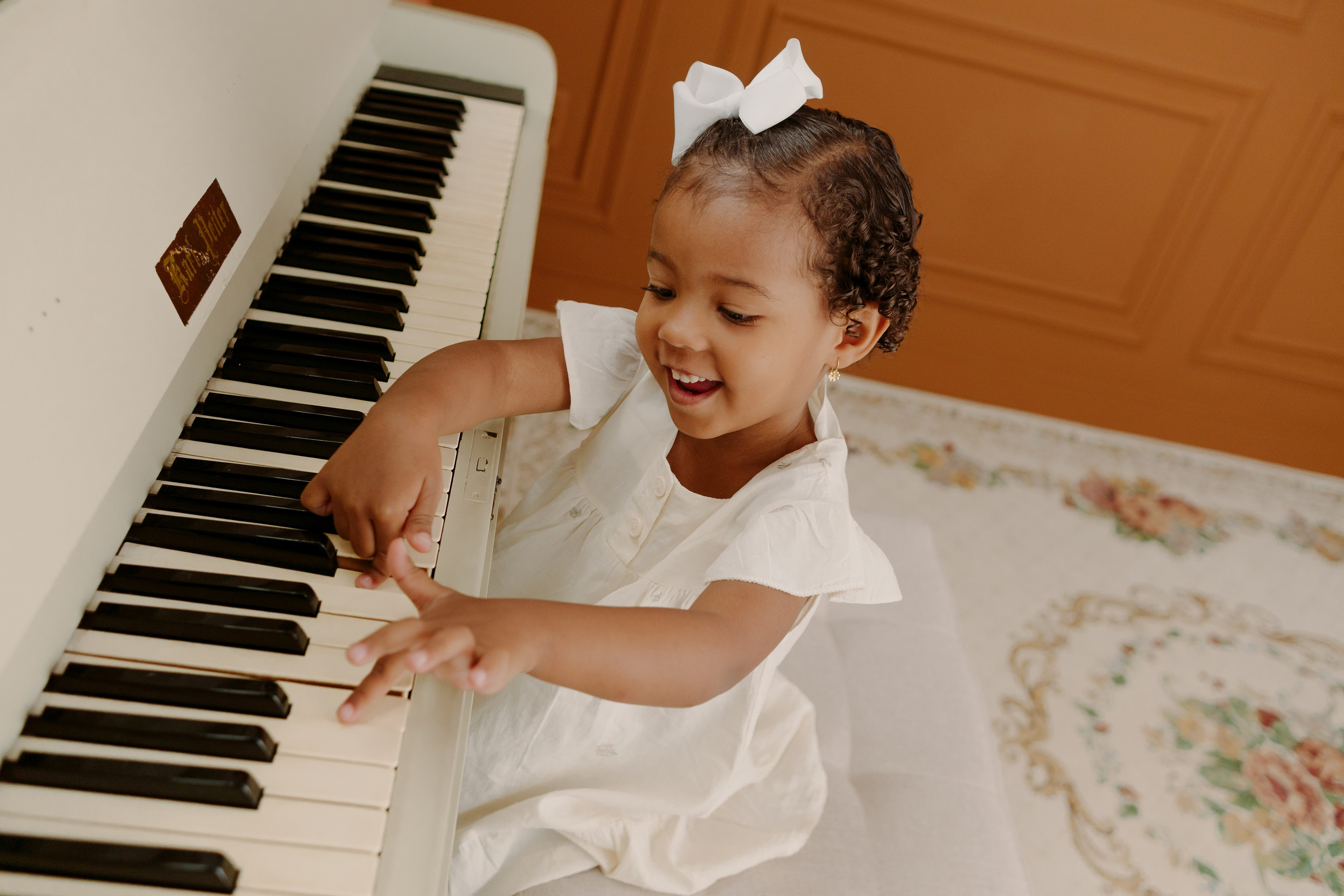 Verena à espera de Júlia. Estúdio Natani Fotografia
