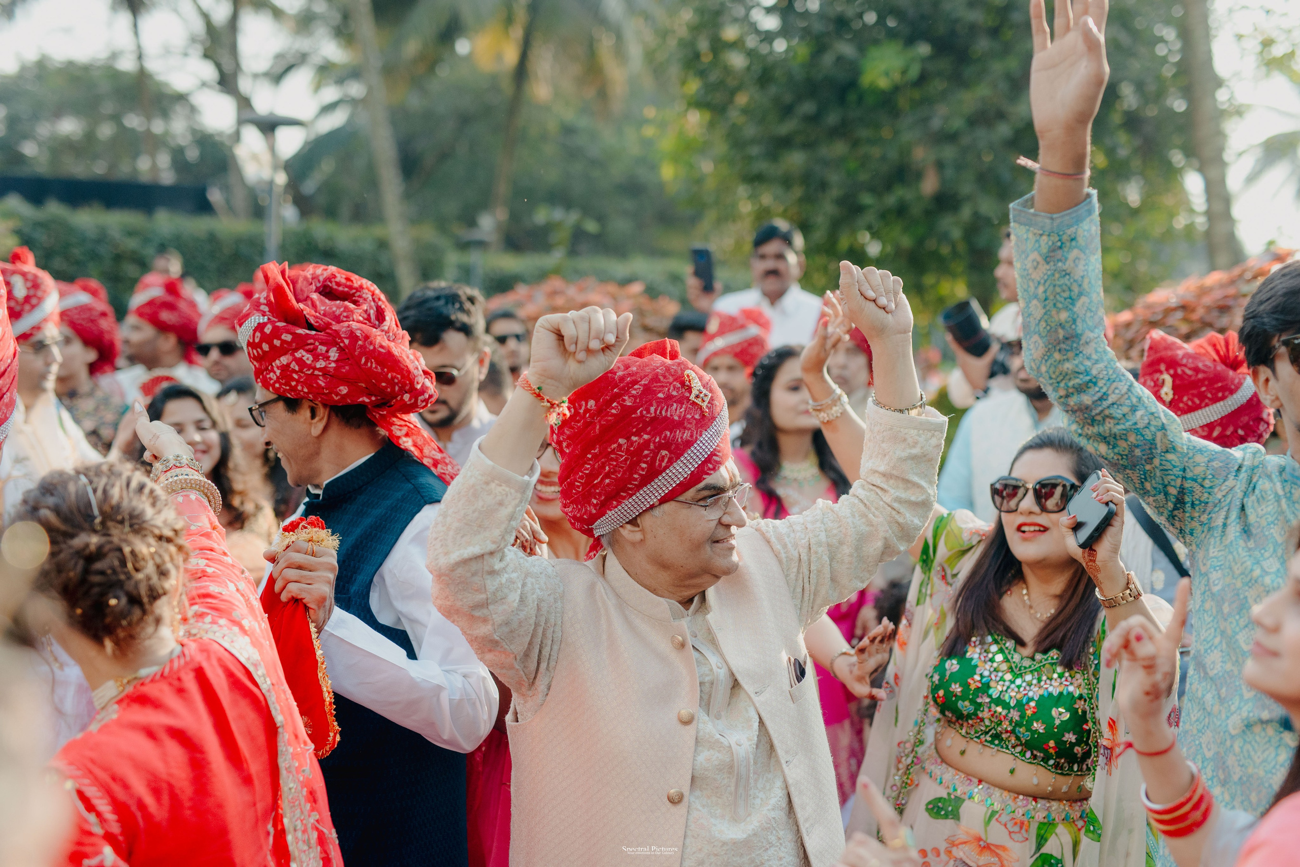 #ADIकीAESHहै