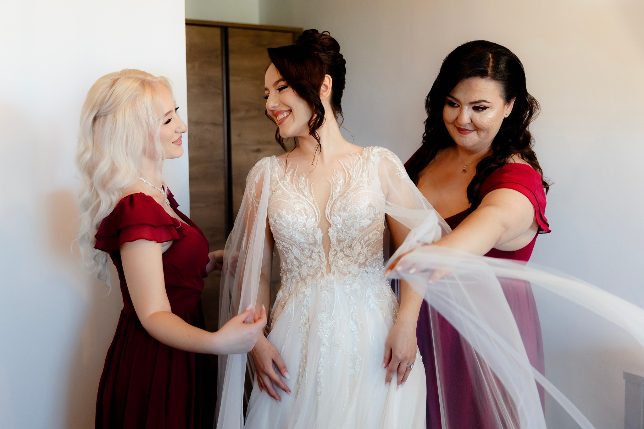 Ioana & Ionuț | Nuntă de poveste la Păstrăvăria Poiana din Mălini județul Suceava. Servicii foto-video profesionale, pentru momente de neuitat