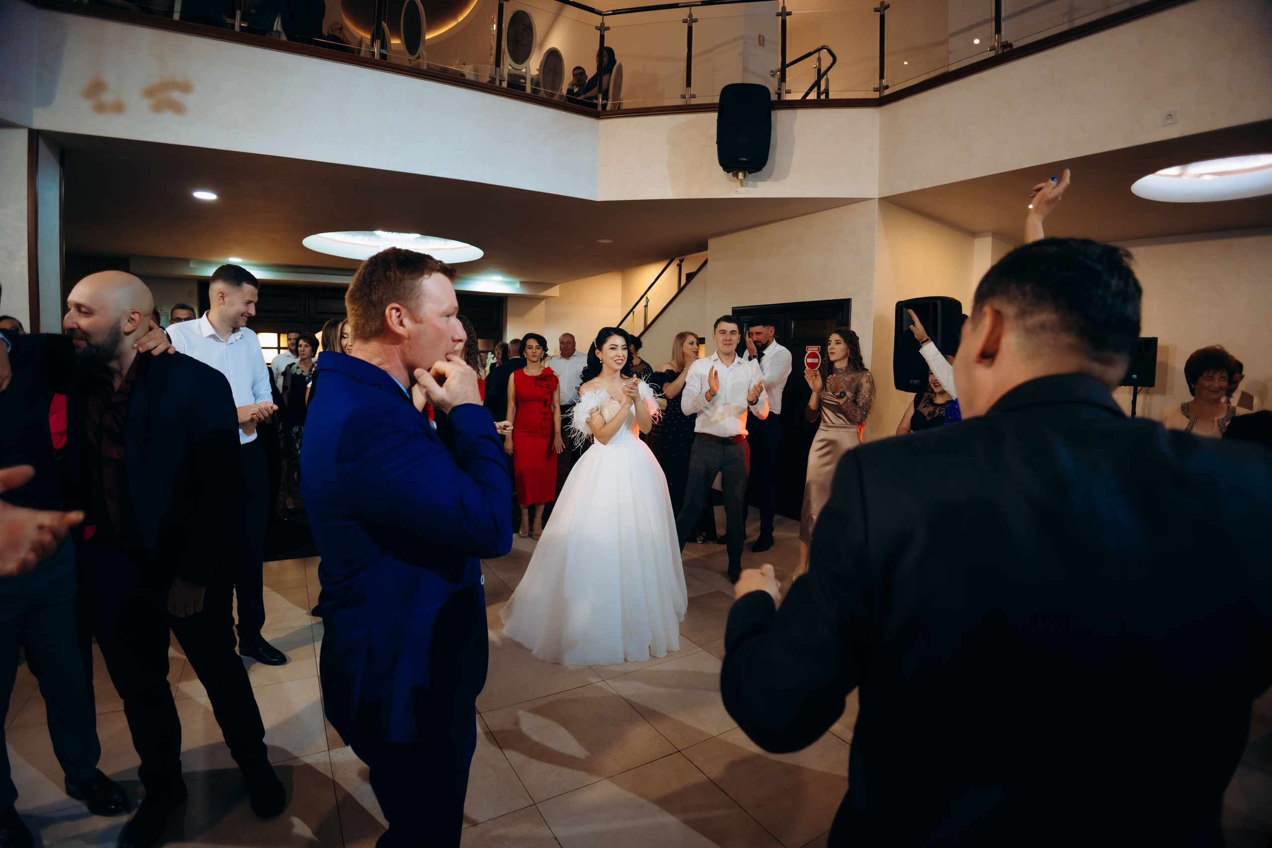 Loredana & Emilian – Ziua Nunții | Videografie - fotografie Botez Suceava, Iași, Botoșani. Servicii foto-video profesionale, pentru momente de neuitat