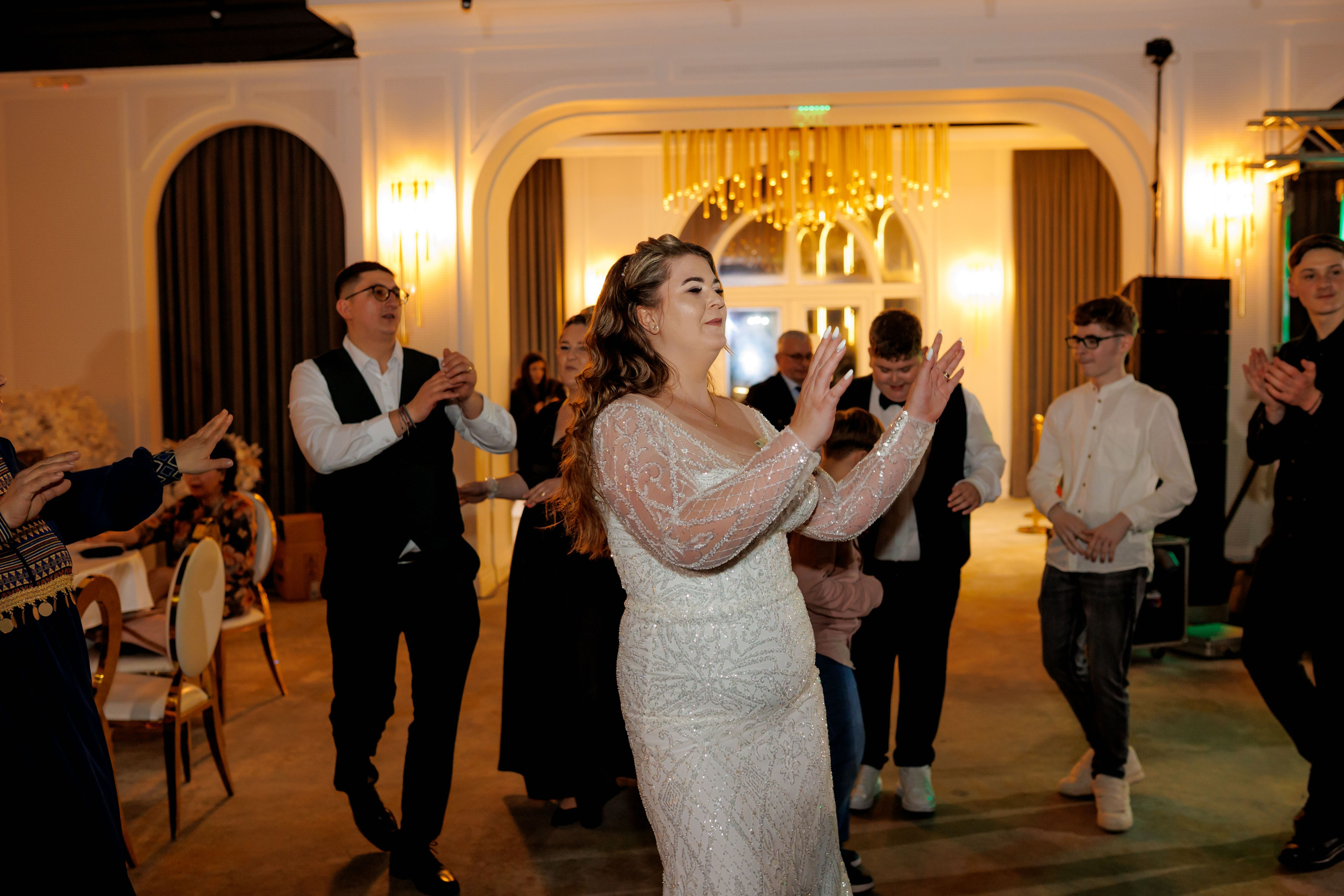 Povestea voastră, regizată de noi |Cristi Turculet Videograf Nuntă Suceava | wedding highlight. Servicii foto-video profesionale, pentru momente de neuitat