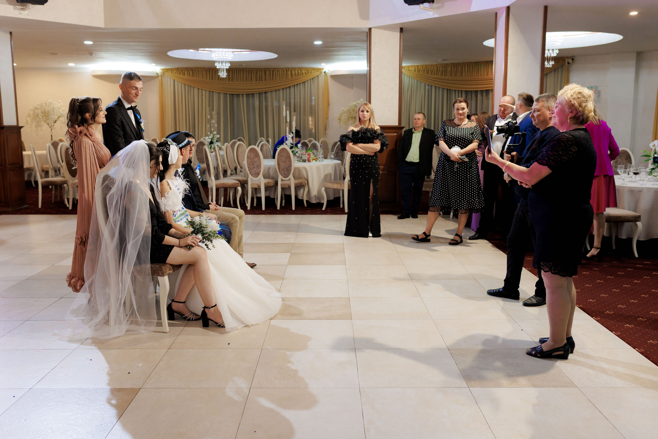 Loredana & Emilian – Ziua Nunții | Videografie - fotografie Botez Suceava, Iași, Botoșani. Servicii foto-video profesionale, pentru momente de neuitat