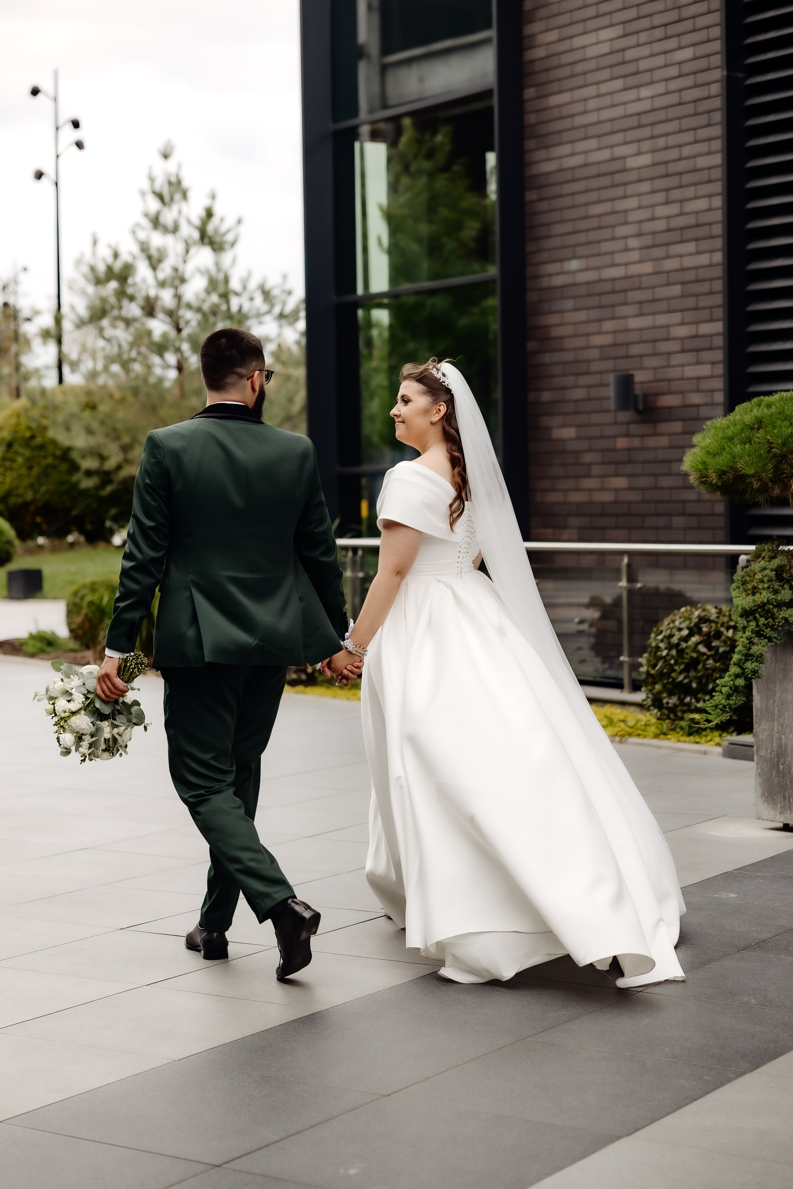 D & C. Crudueugen.com