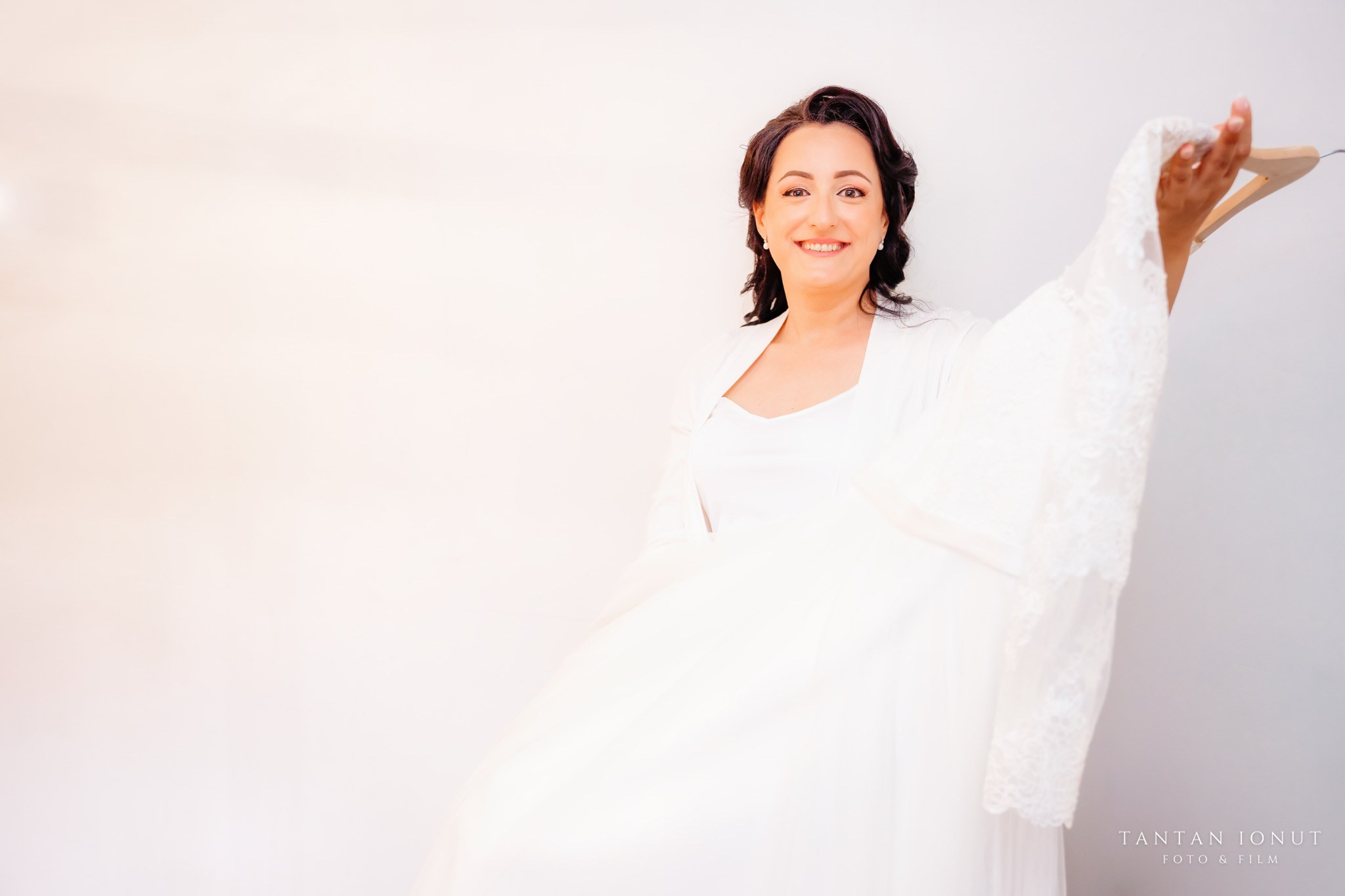 Fotograf roman in anglia, nunta in bridgwater, nunta in bristol, foto-video in uk, tantanionut, fotograf in uk, bogdan durus. TANTAN IONUT FOTO & FILM