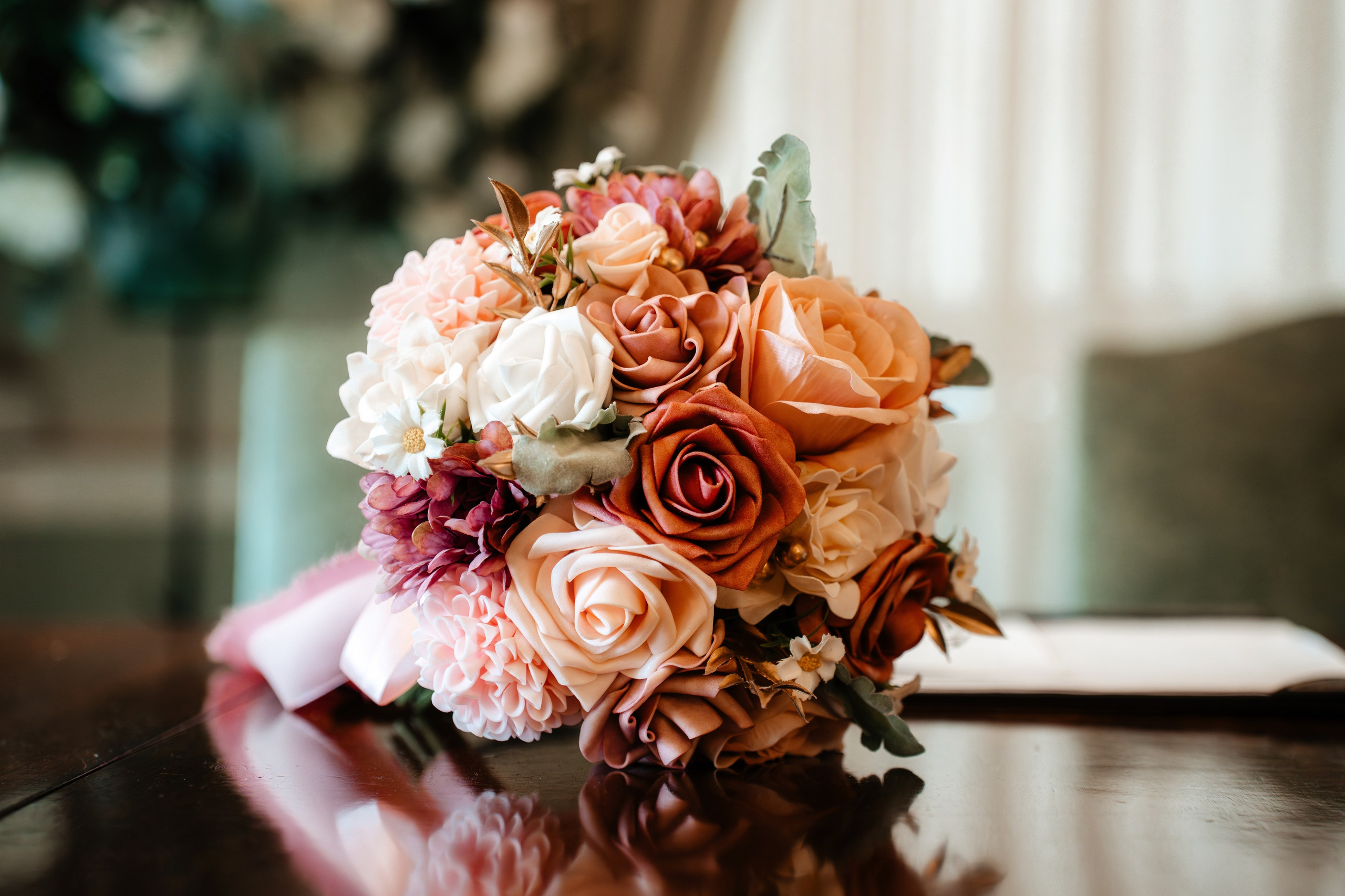 Cadru din filmarea cununiei Mihaelei si a lui Stefan in Portsmouth.