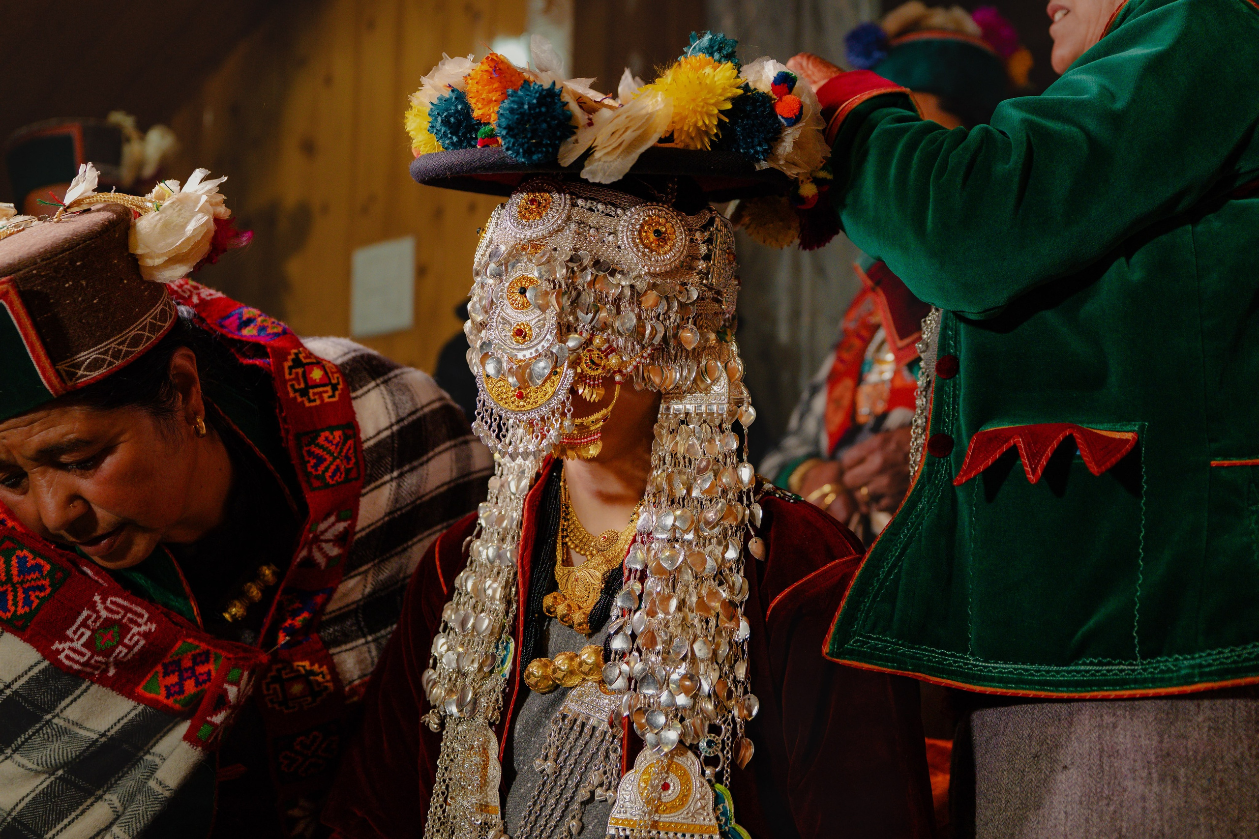 Arti & Akshay. Wedding and Family photographer in india