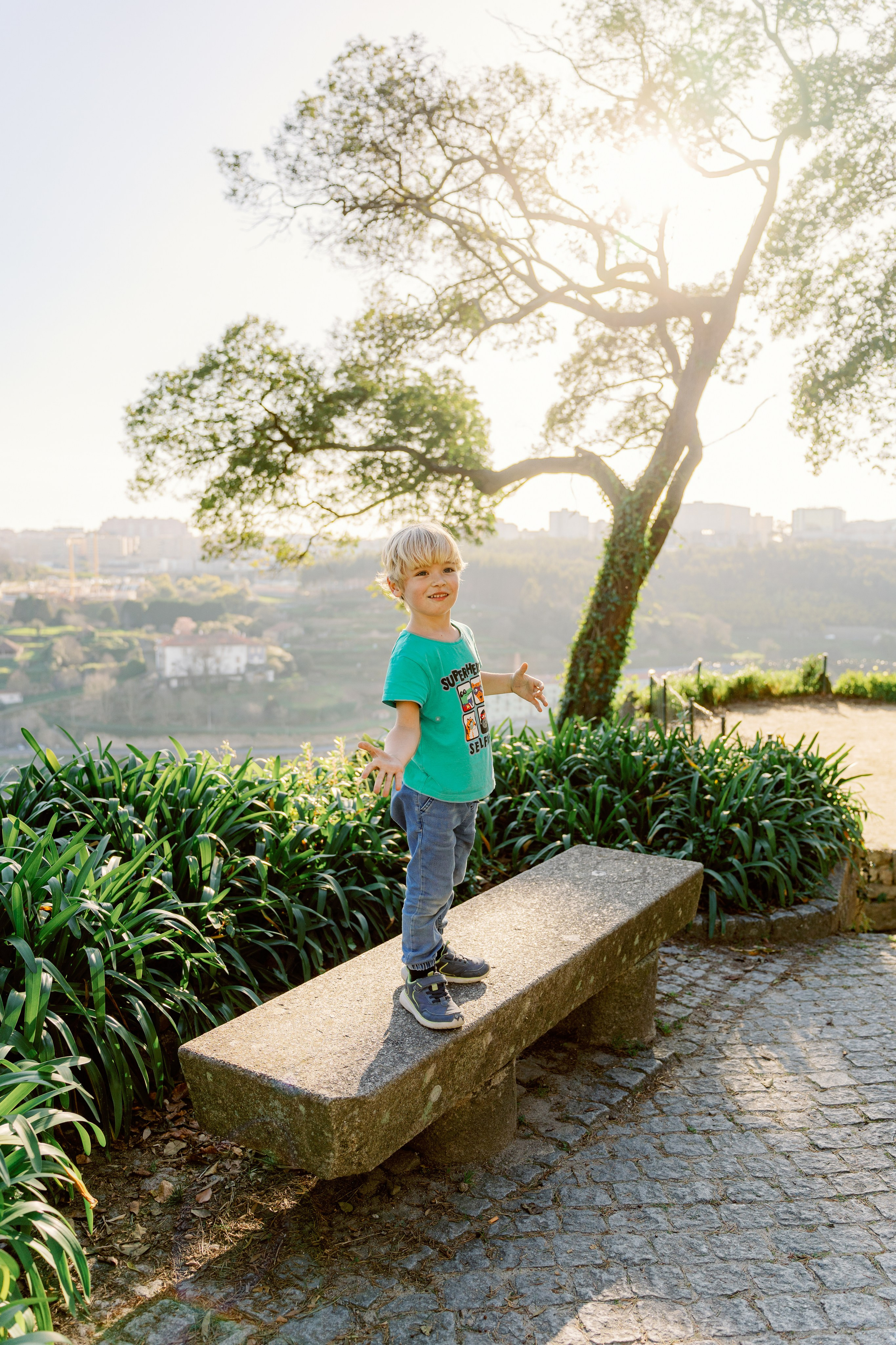 Family photoshoot in Porto. Photographer in Portugal Polina Gotovaya