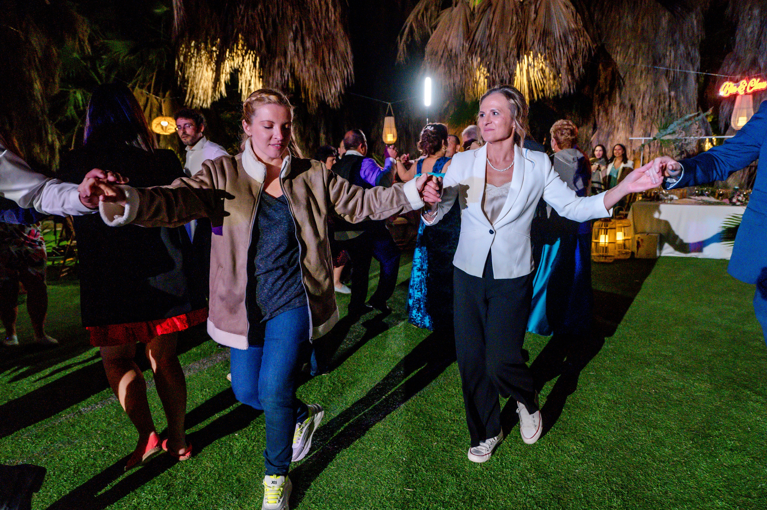 BYZO MEDIA. PETRU BYZO - family and children photographer in ROMANIA