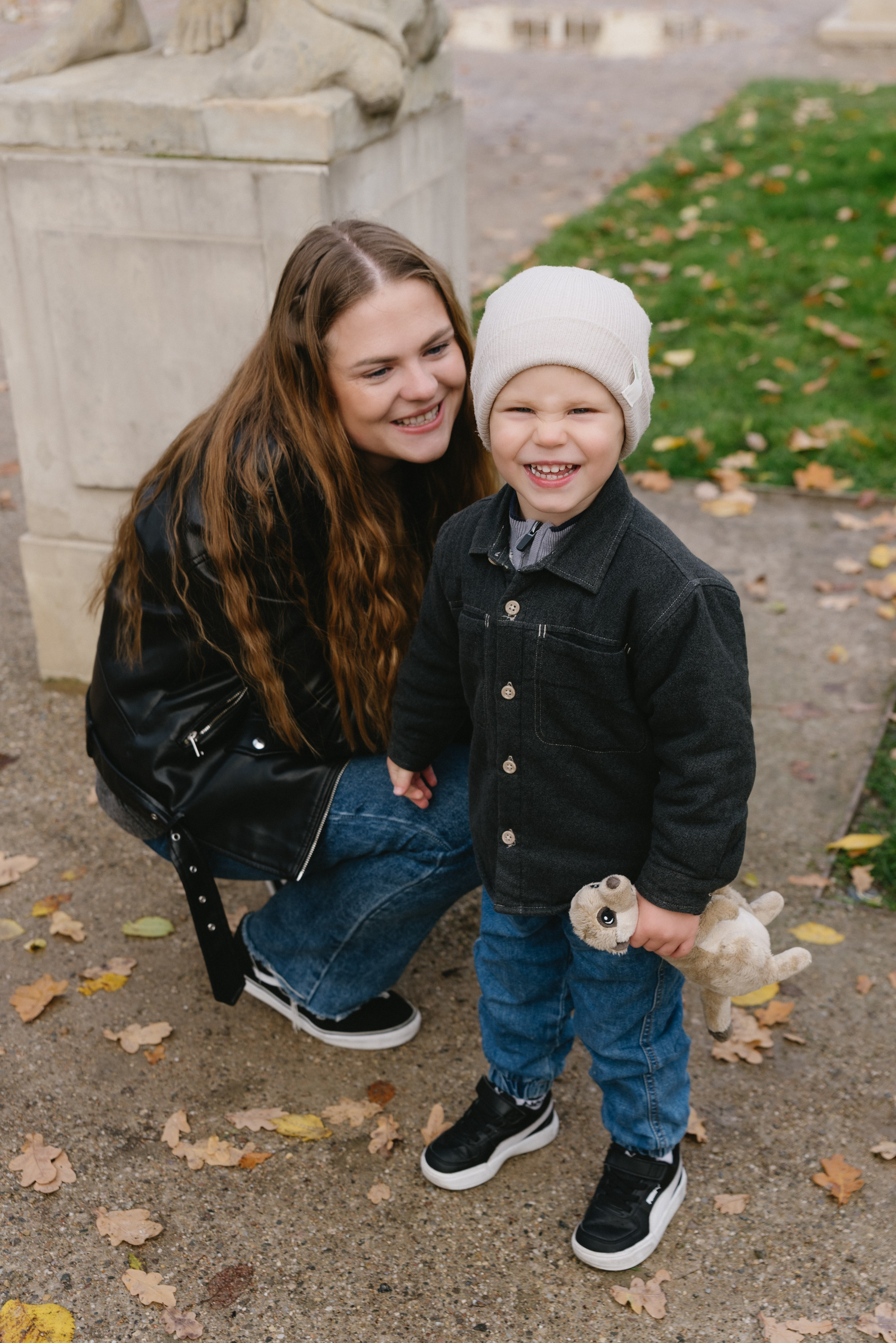 Sesja rodzinna Hanna, Vlad & Matvei. Eugene Save – Fotograf Ślubny i Rodzinny | Warszawa i Cała Polska