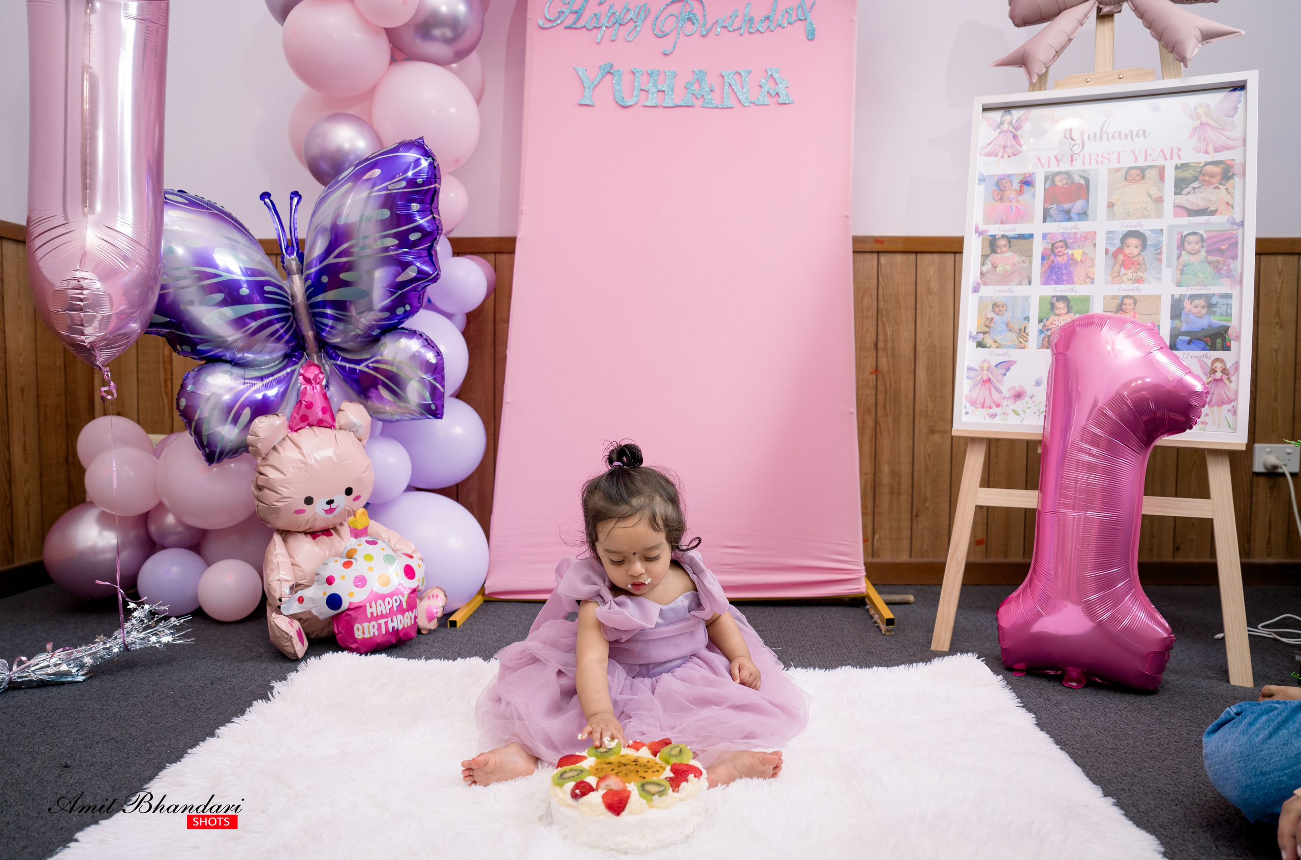 Yuhana’s Cake Smash Session. Freelance Photographer in Newcastle & Central Coast