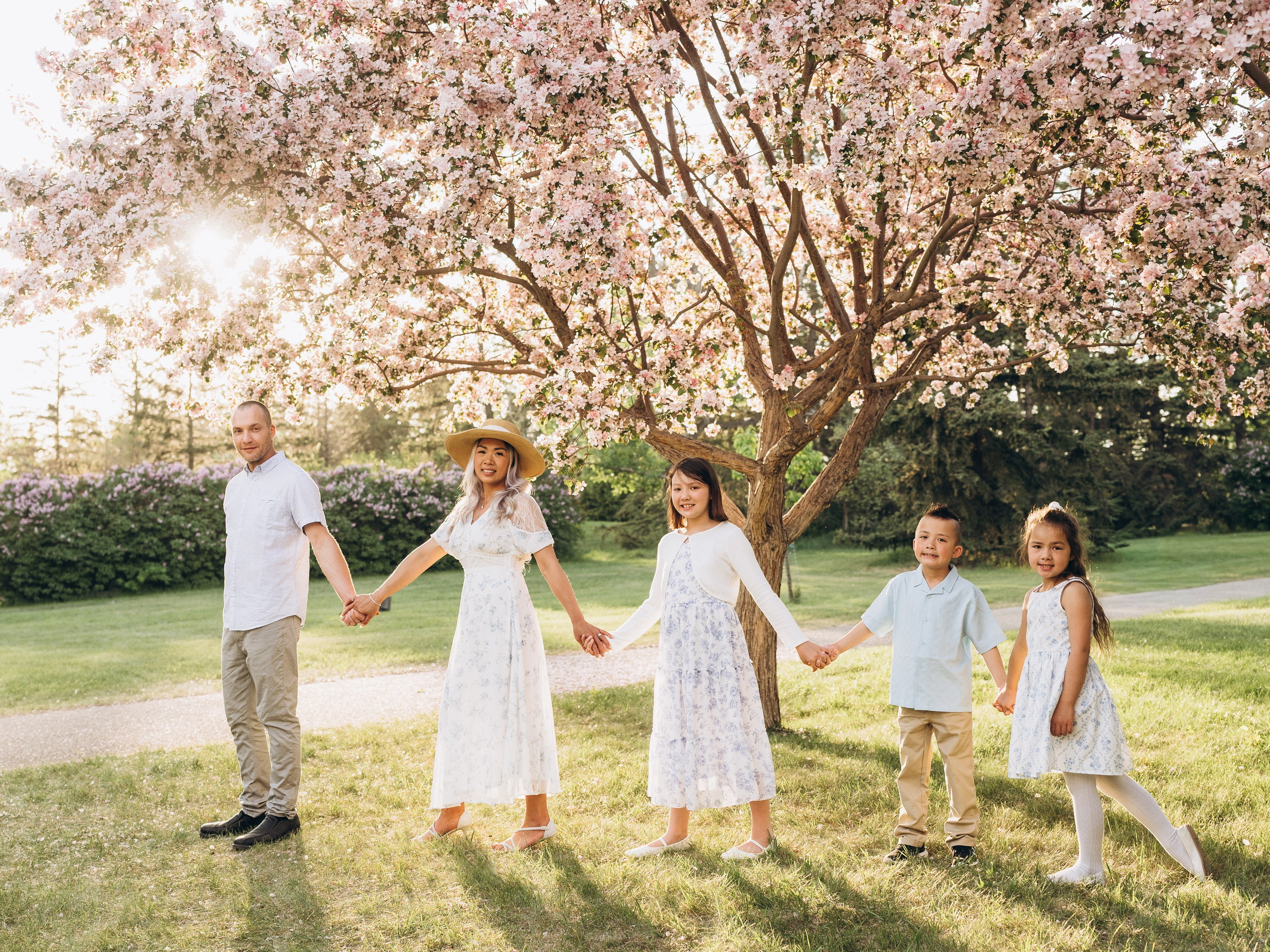 Steph & fam. Calgary Wedding & Lifestyle Photographer — Yevhen Polishchuk