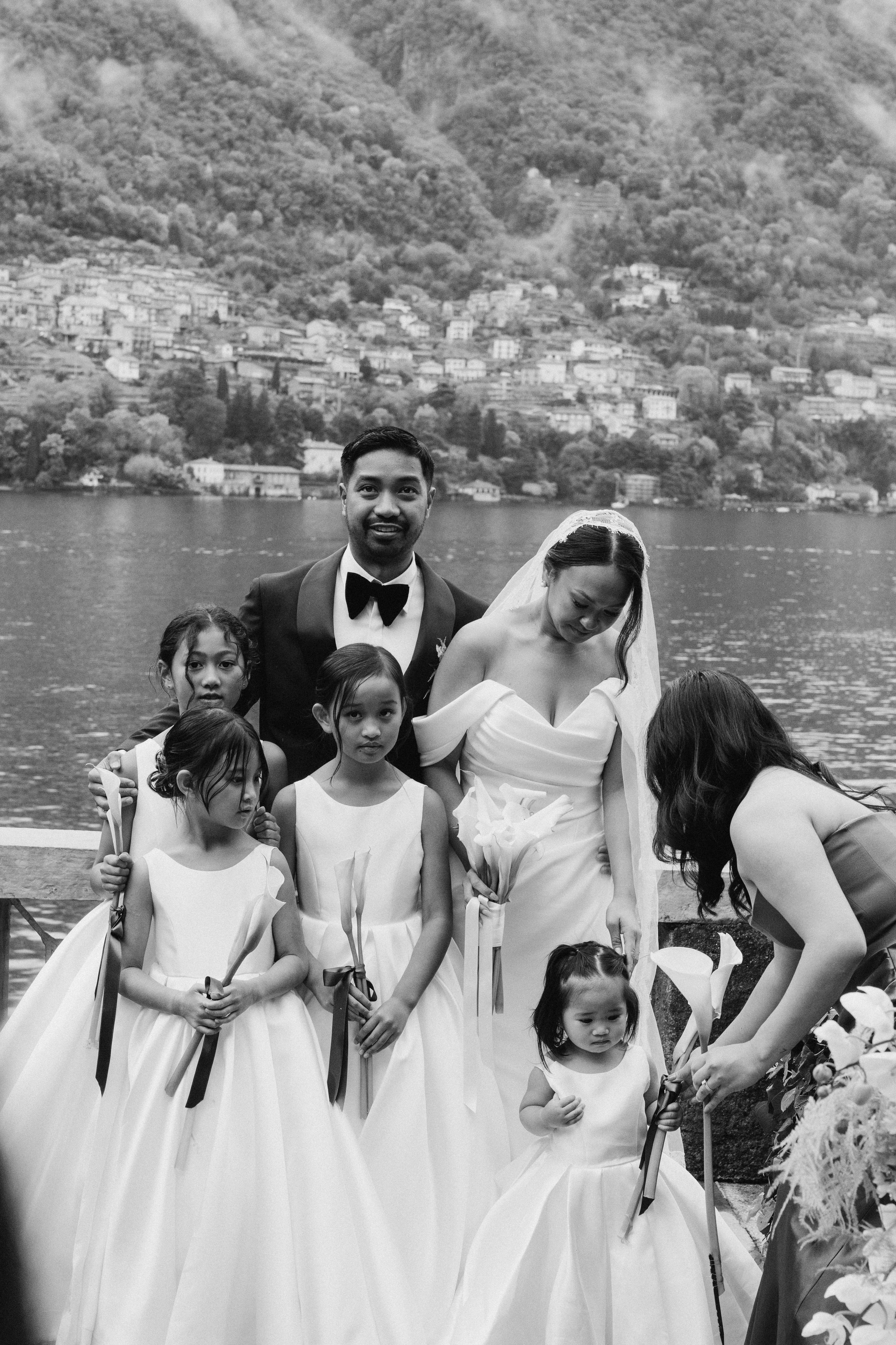 BEATRICE AND RAFAELE_LAKE COMO_Villa Regina Teodolinda. PHOTOGRAPHER IN ITALY