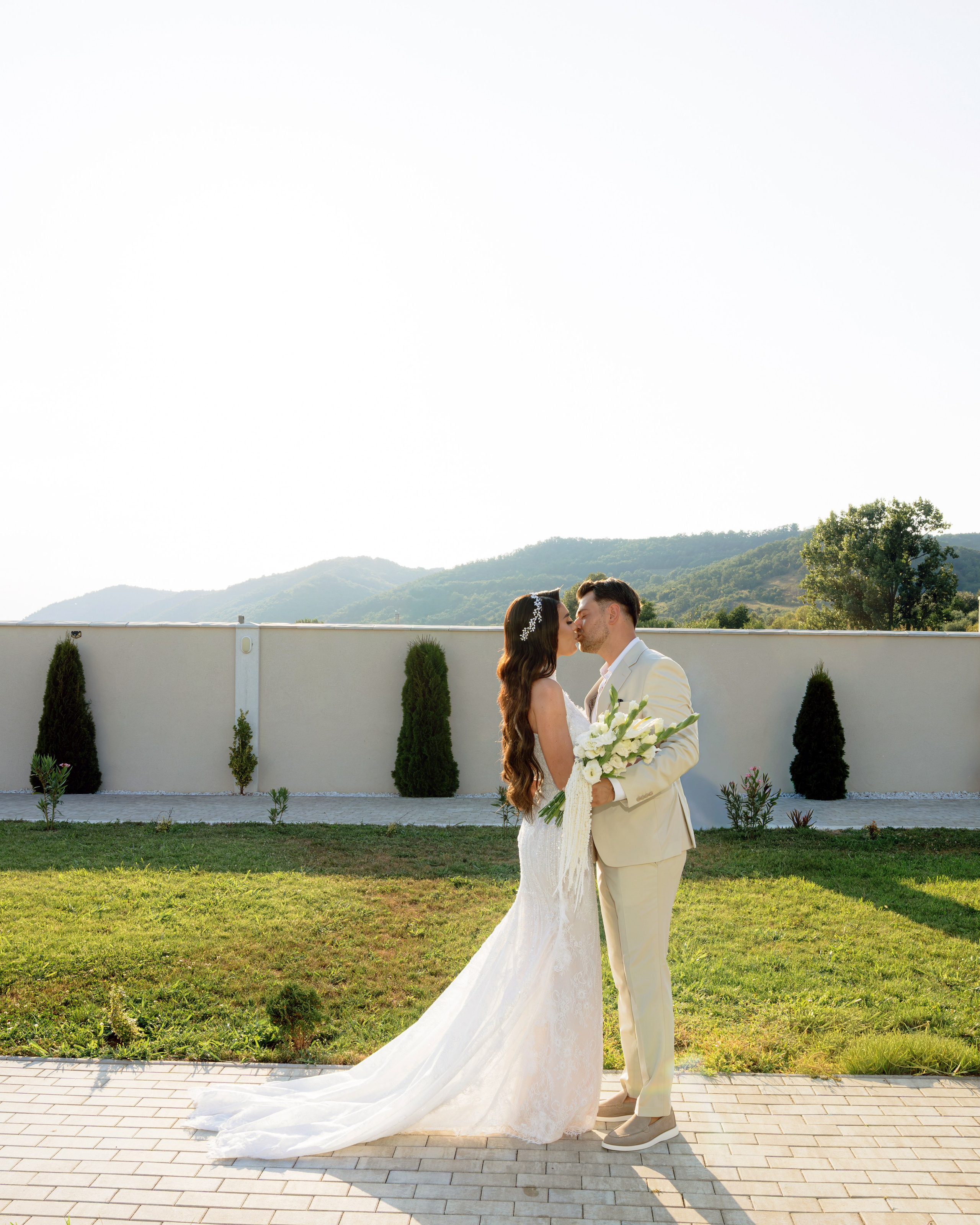 Iubire la apus pe Dunăre | Sonia & Bogdan. Andrei Marta | Fotograf Nuntă & Destination Wedding