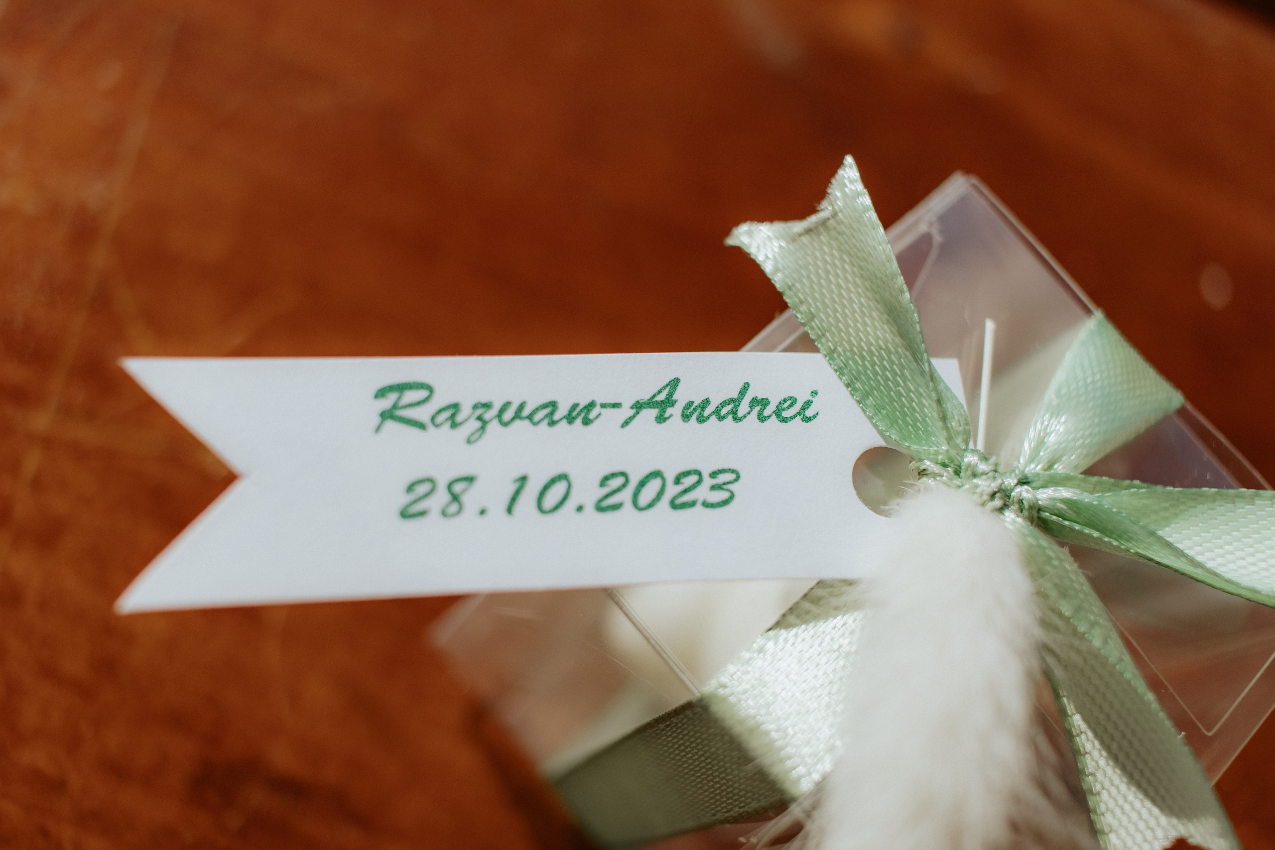 Razvan. Fotograf si videograf — evenimente si studio