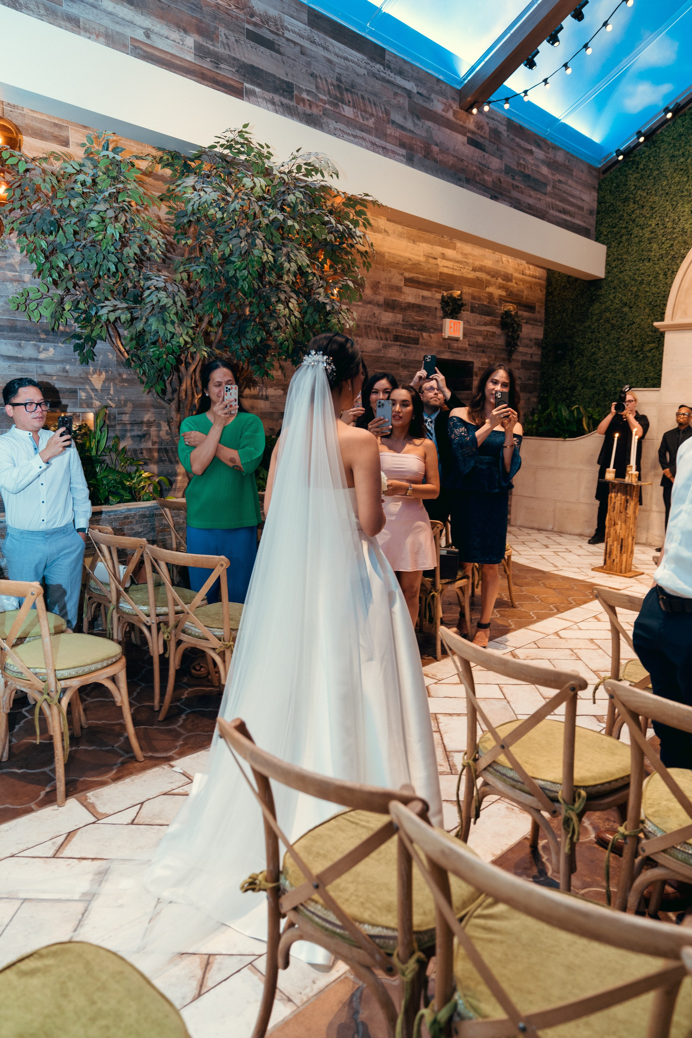 Anjeli&Asher. Wedding & elopement photographer Viktoriya Kravtsov. Las Vegas
