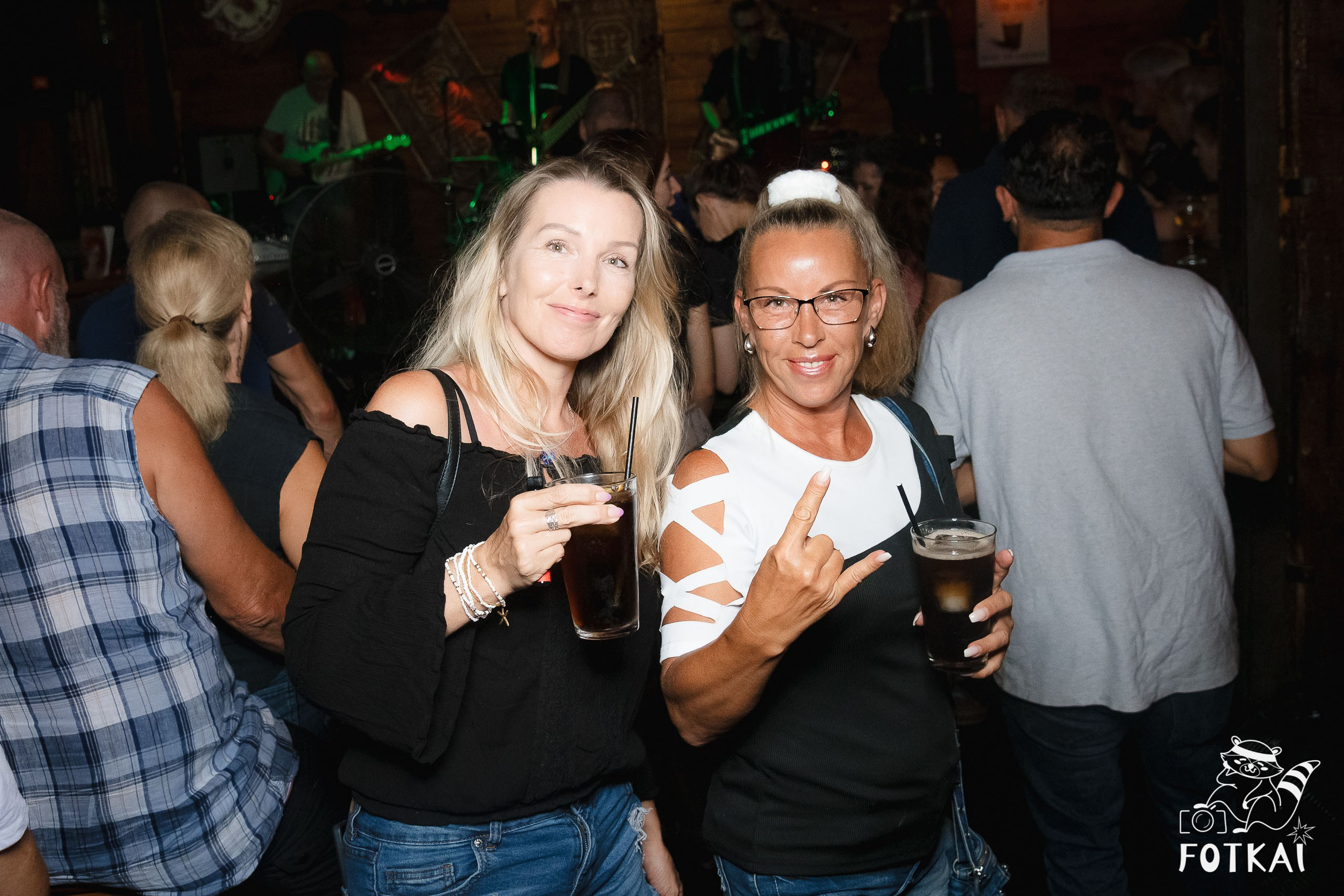 El Paso Rock Bar Torrevieja: Reportaje fotográfico 19.09.25 | FOTKAI