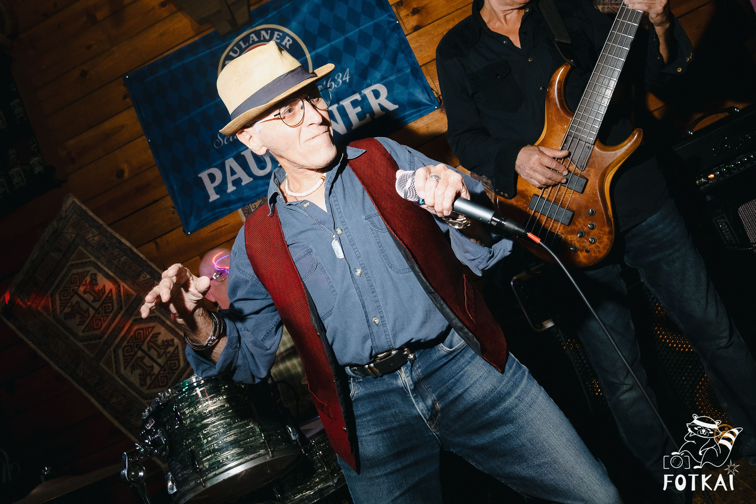 Фоторепортаж JAM Night в El Paso Bar, Torrevieja — живая музыка и атмосфера Коста-Бланки | FOTKAI