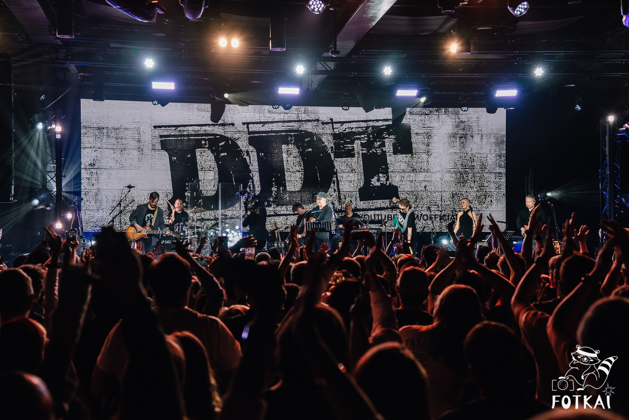 DDT — Fotos del concierto en Auditorio Roig Arena, Valencia, 2026 | FOTKAI