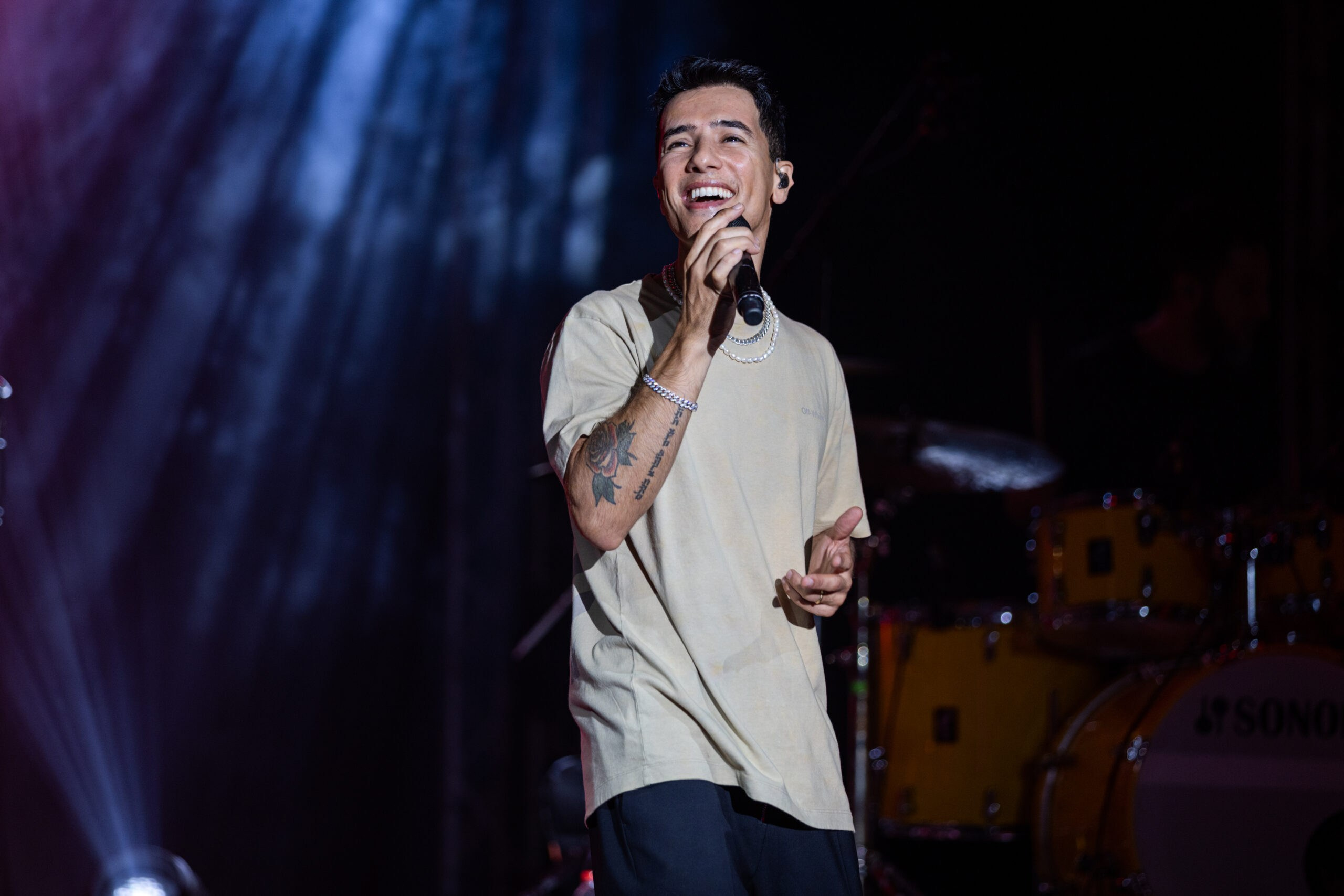 Shows. Noam Paradise Photographer