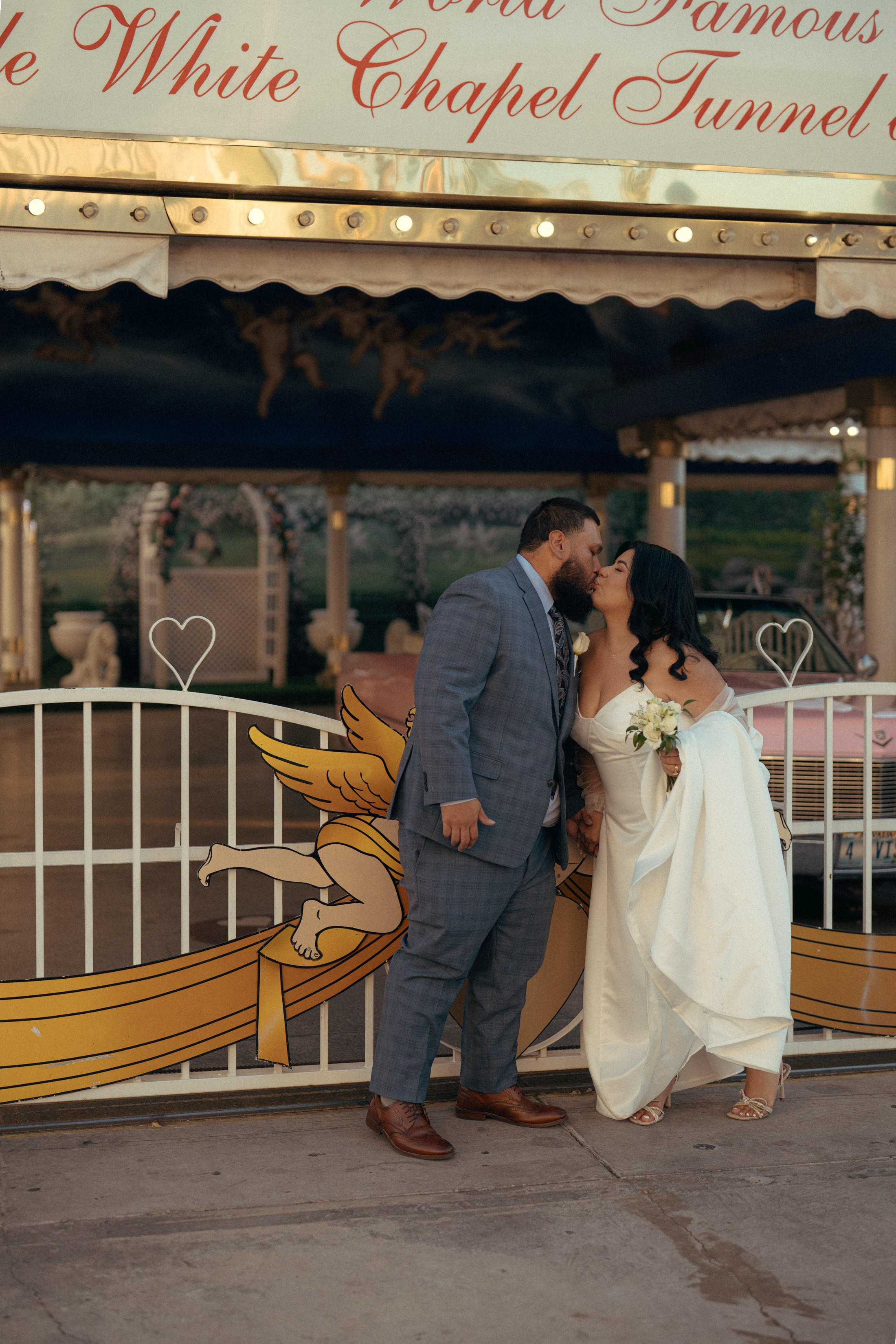 Miriam&Tino. Wedding & elopement photographer Viktoriya Kravtsov. Las Vegas
