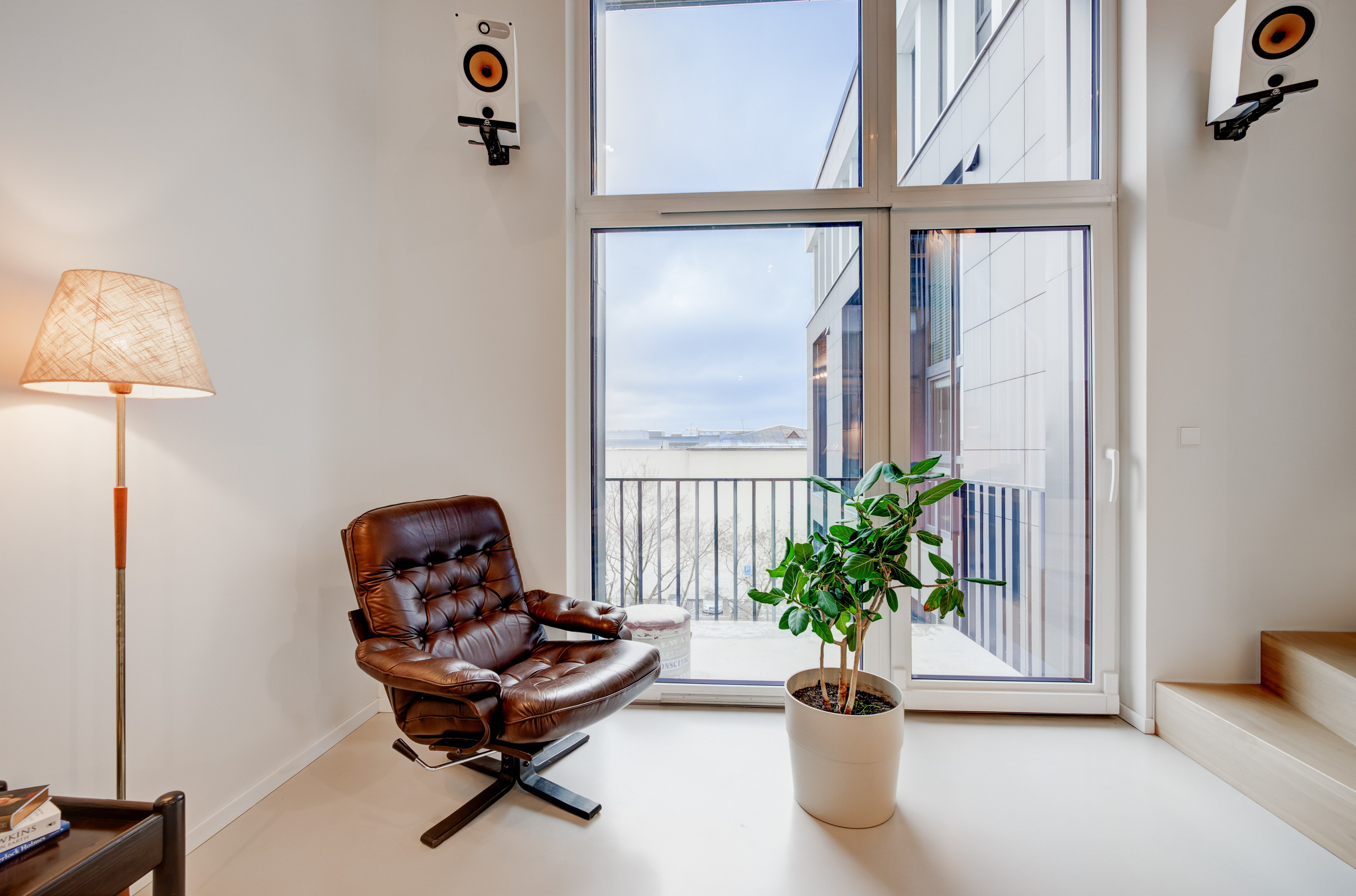 Kauno g. 32B. Elina Sapiega fotografė Vilniuje