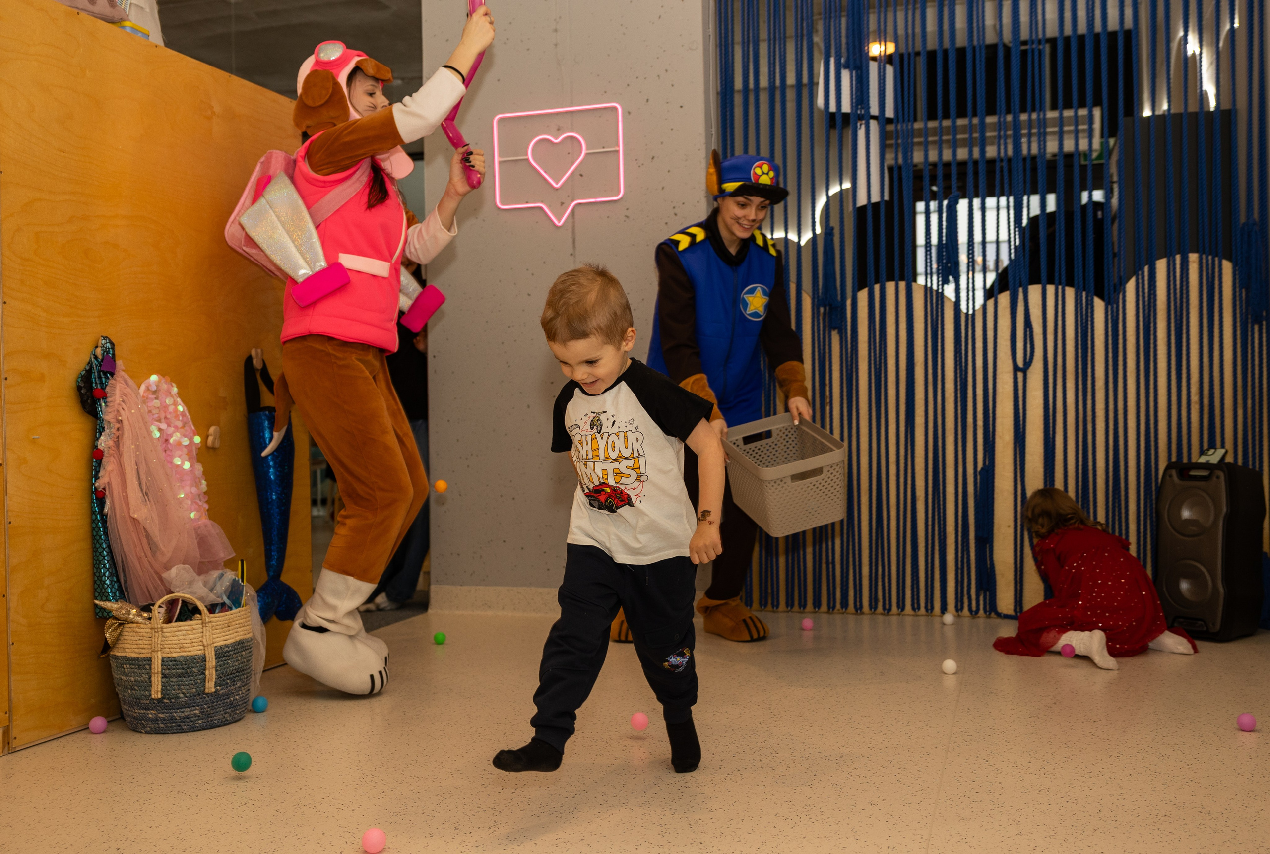 День рождения Артёма 24 января 2026 года. Семейный и детский фотограф в Варшаве Мила Бобровская