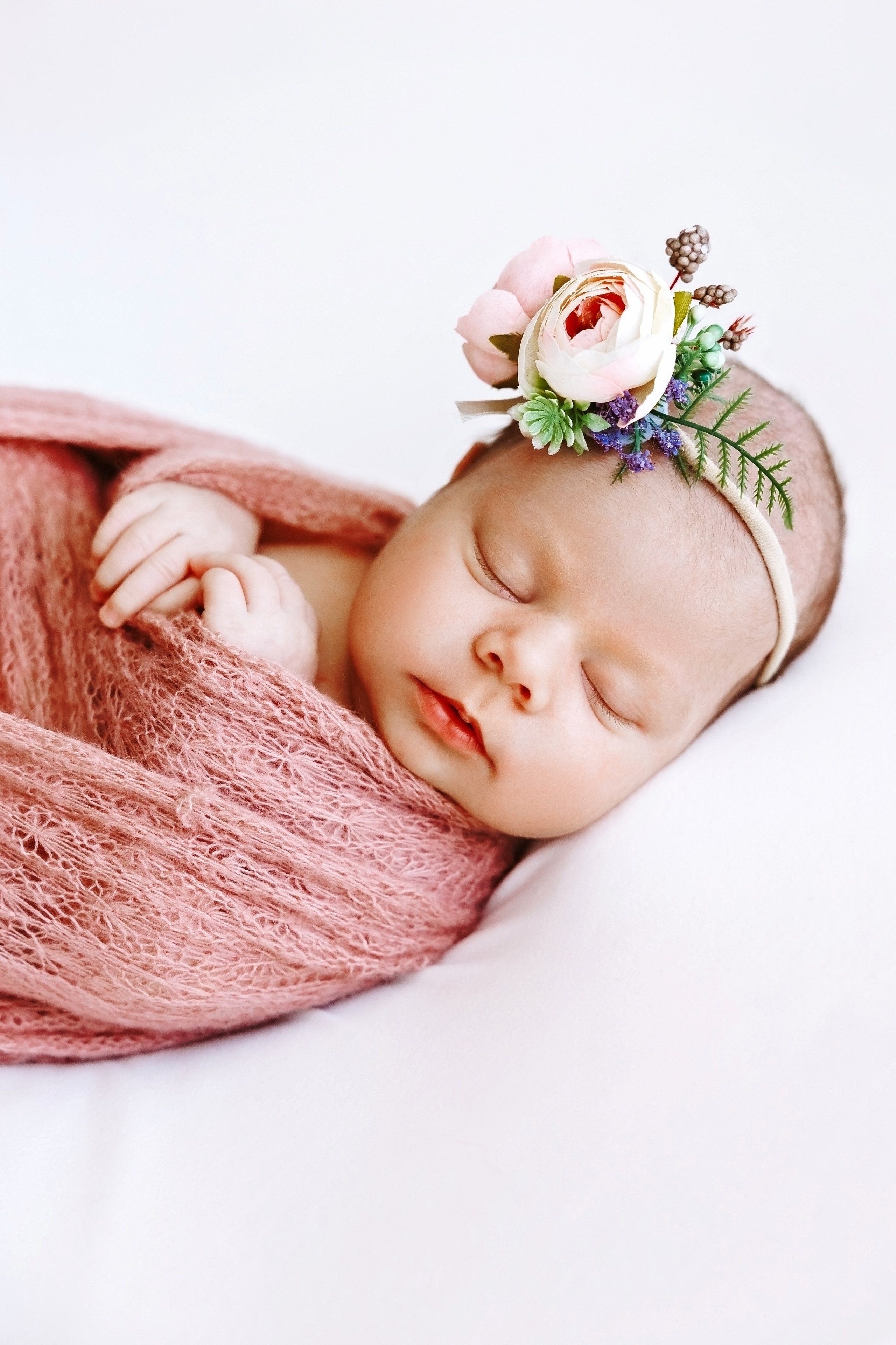 Фотосесия за новородени в студио. Фотограф Ирина Йотова