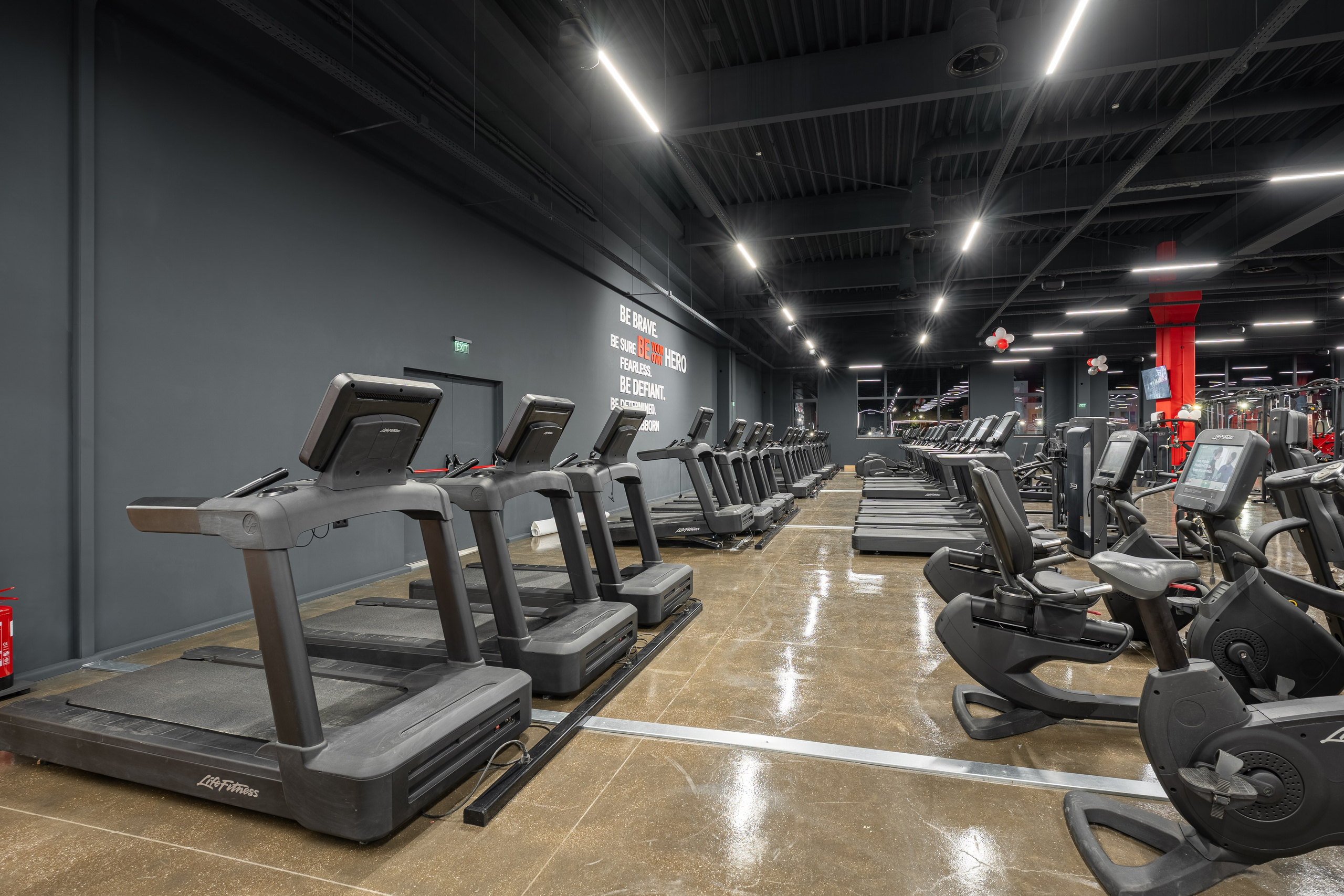 WEST GYM PARK MAXX. Професионален фотограф в Пловдив и областта