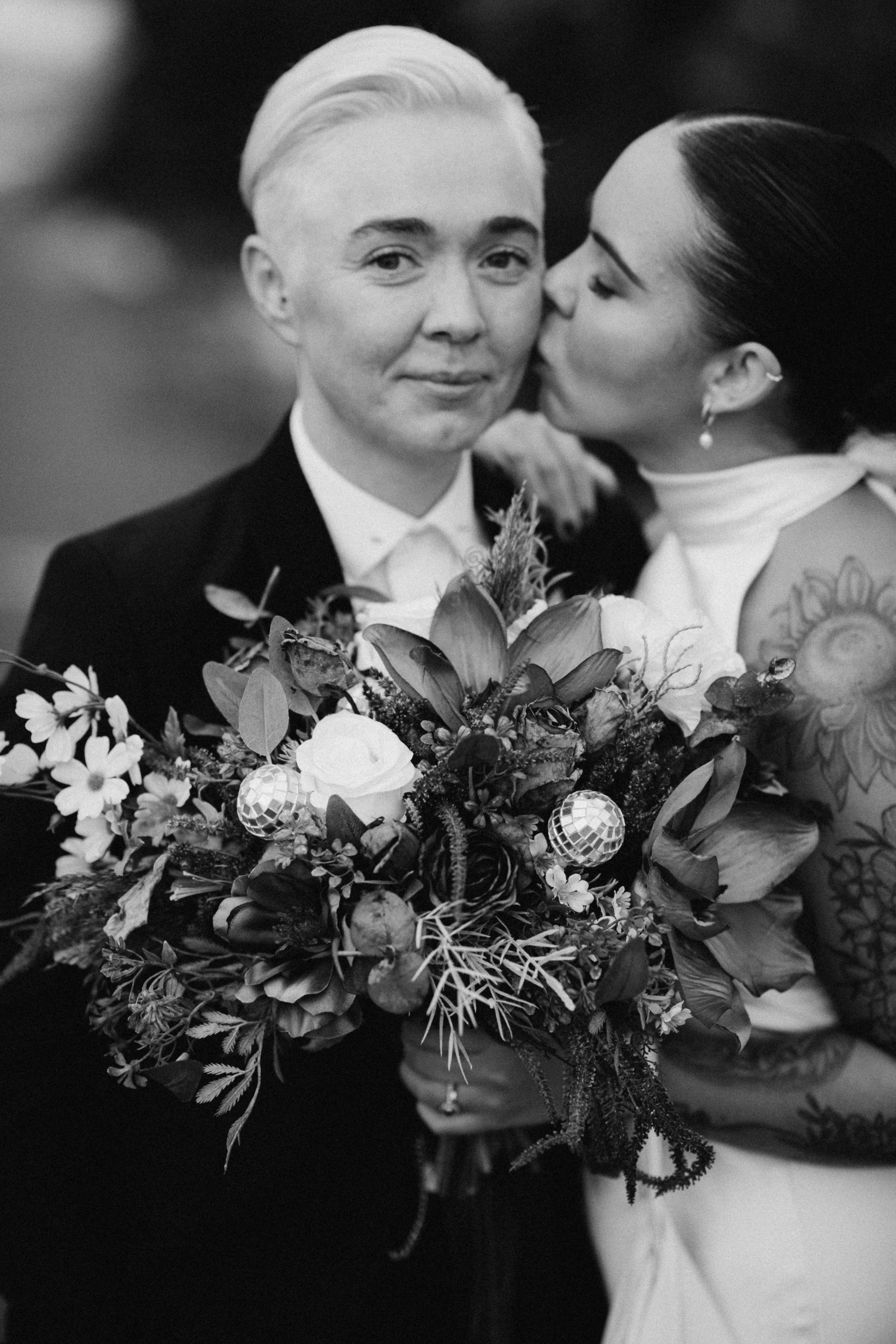 Elopement photoshoot in Ireland. Wedding & Family photographer in County Donegal and Dublin, Ireland