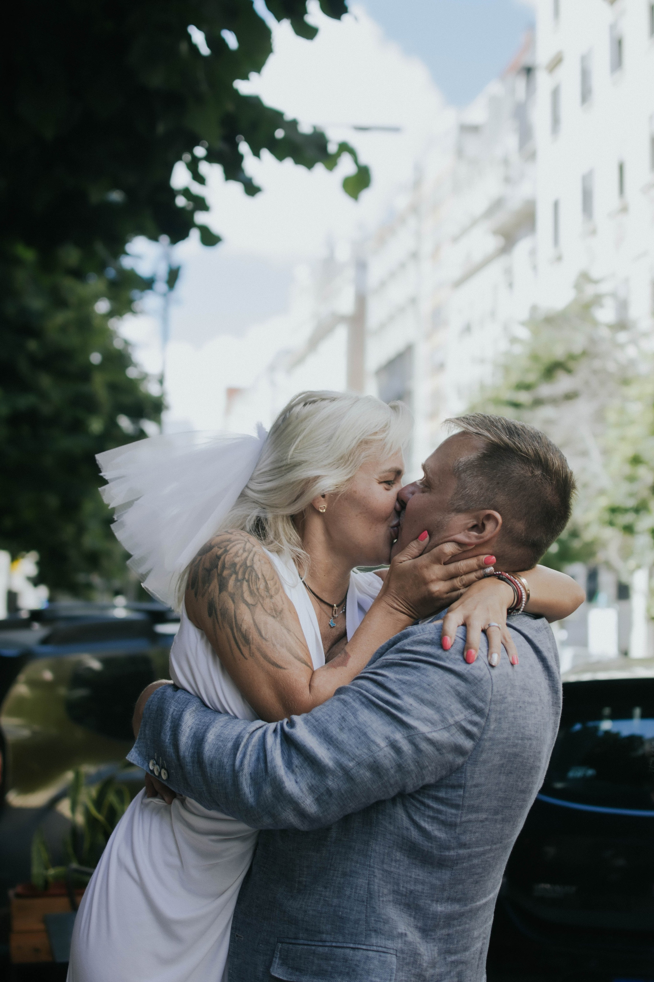 Wedding. Reportage shoots in Buenos Aires. Photographer @elmirkami in the city of Buenos Aires