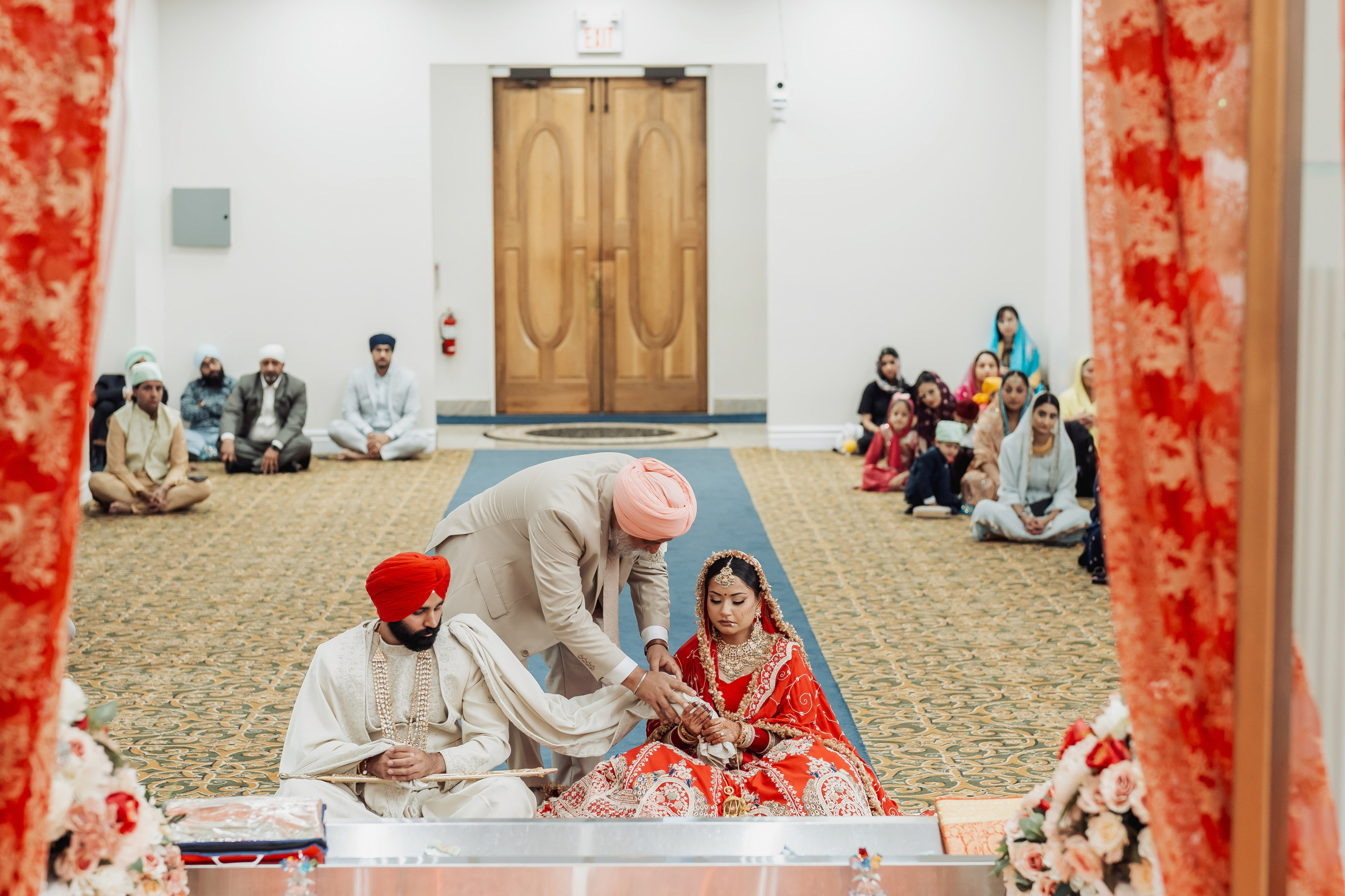 Gagan & Jasmeen. Wedding Photographer & Cinematographer studios