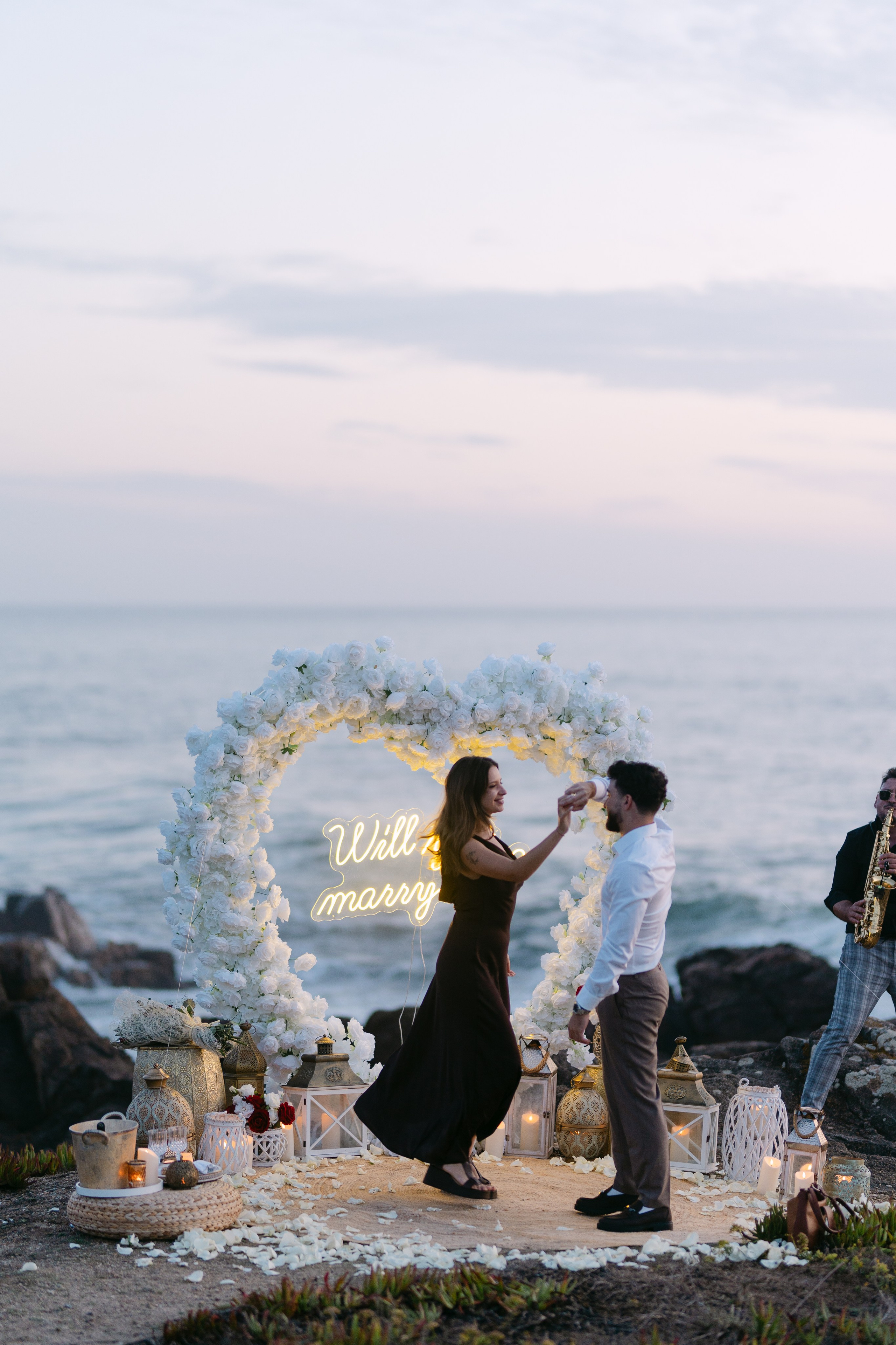 Wedding Proposal at the Beach. Davi Valente