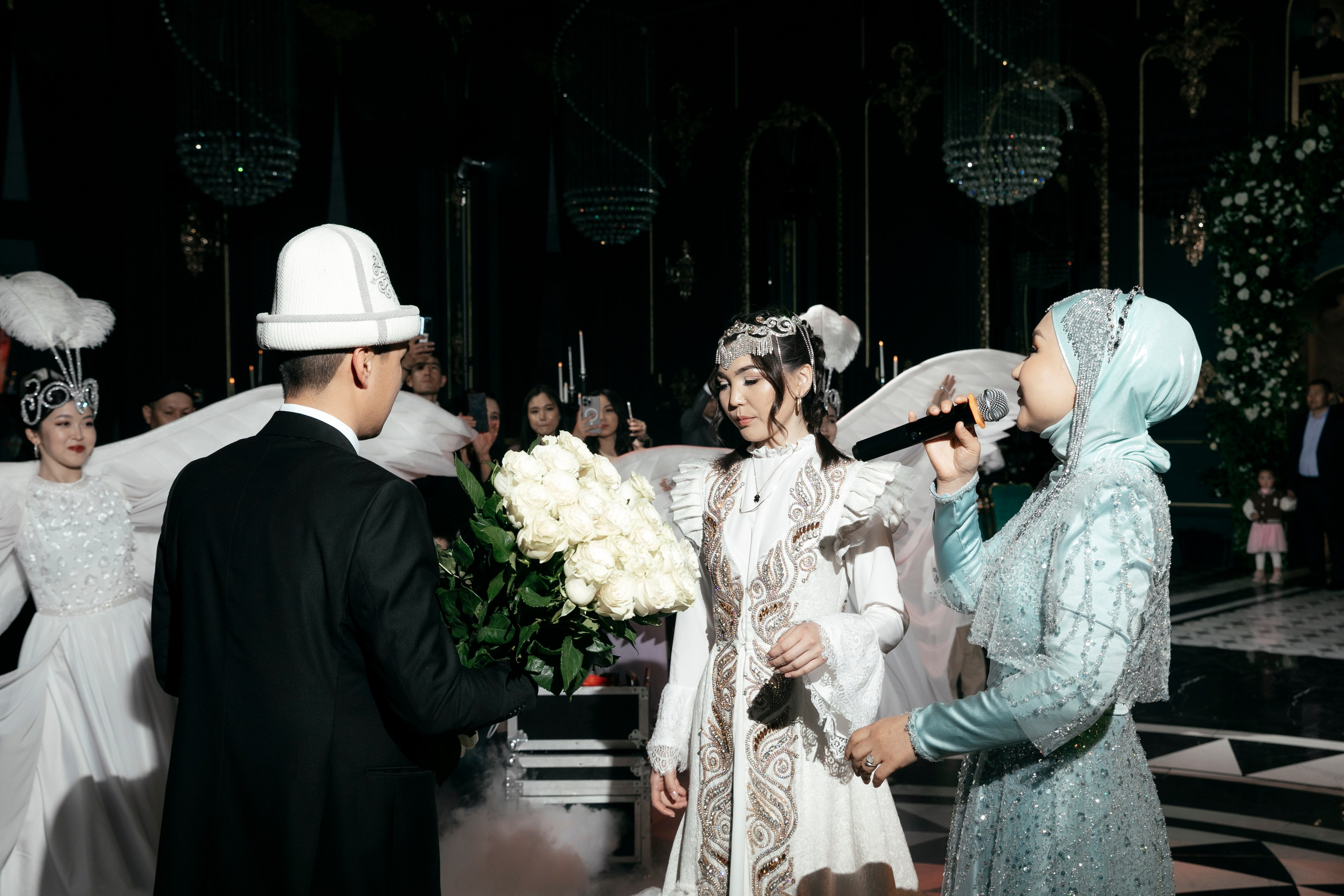 Узатуу Наргиза. Свадебный LOVE STORY Семейный фотограф в Бишкеке Тилек Жантаев