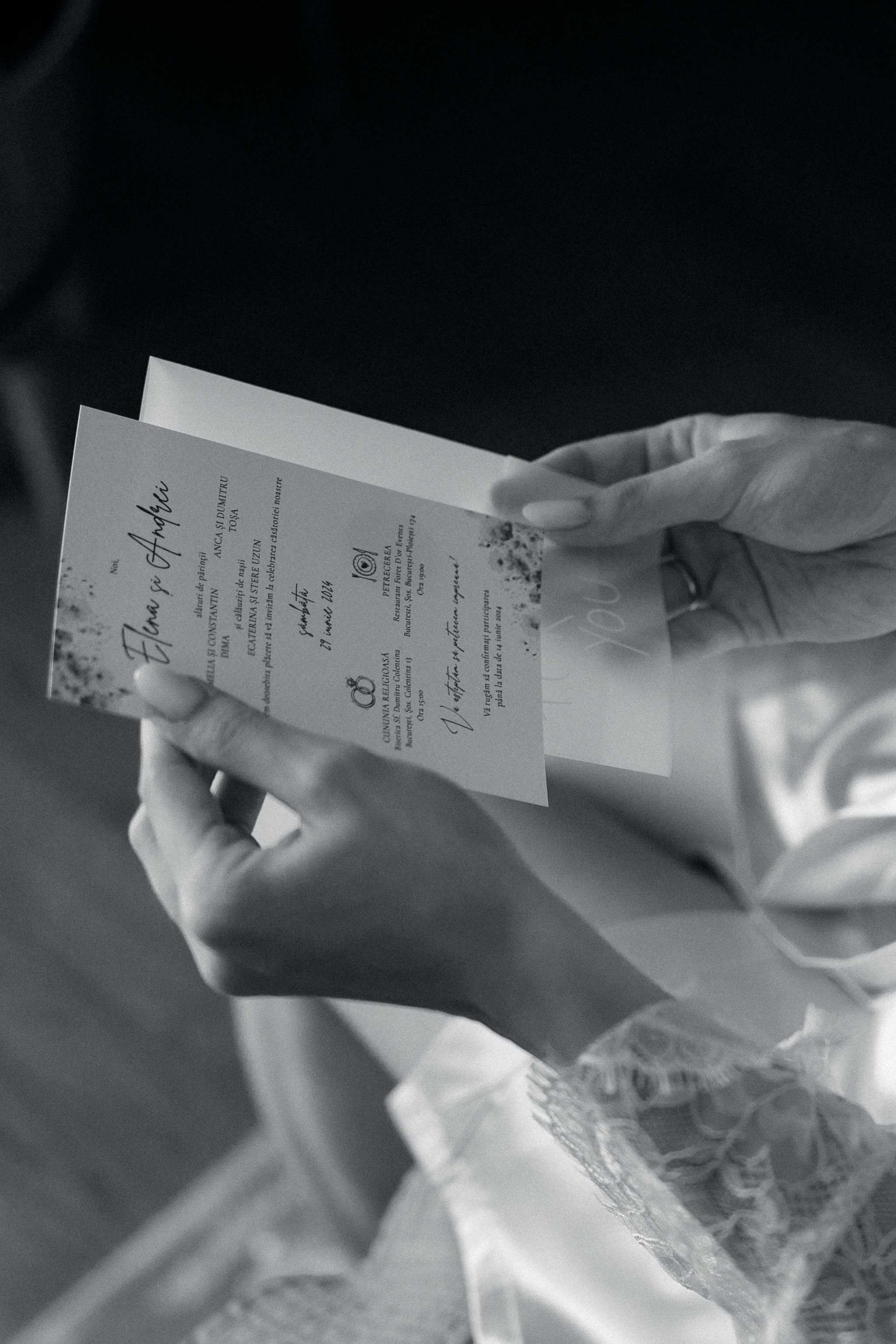 Elly & Andrew. Destination Wedding Photographer Alex Pasarelu