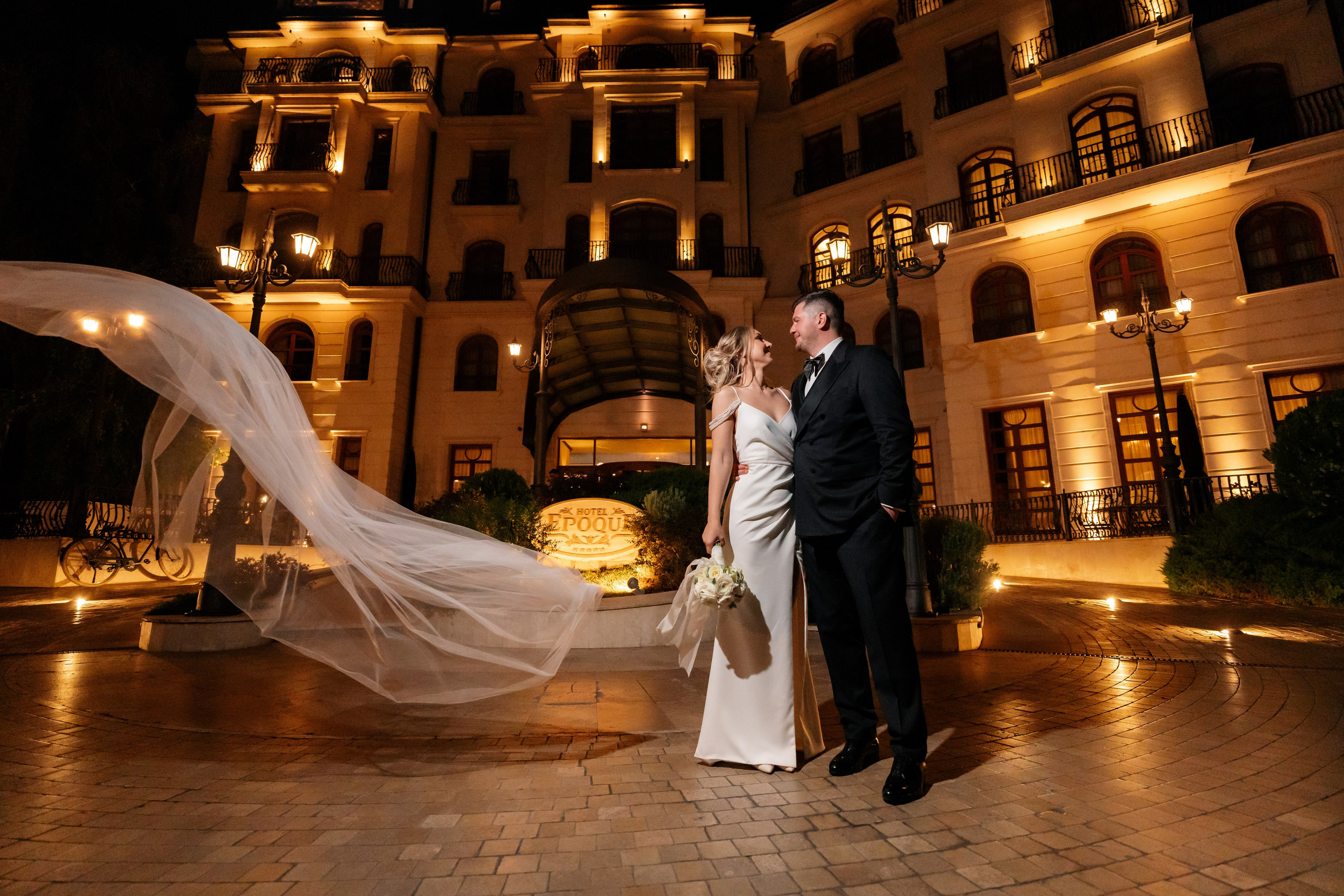 Madisson & Alex. Destination Wedding Photographer Alex Pasarelu