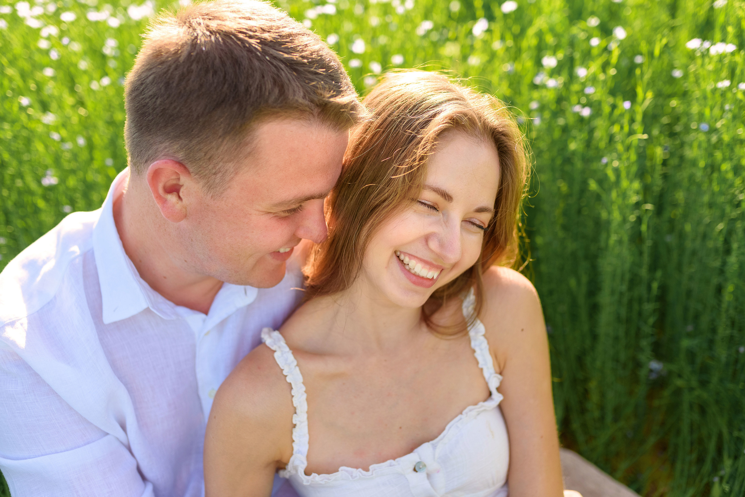 Льняная свадьба в льняном поле. Семейный фотограф и фотограф новорожденных в Вильнюсе Ирина Беленкевич