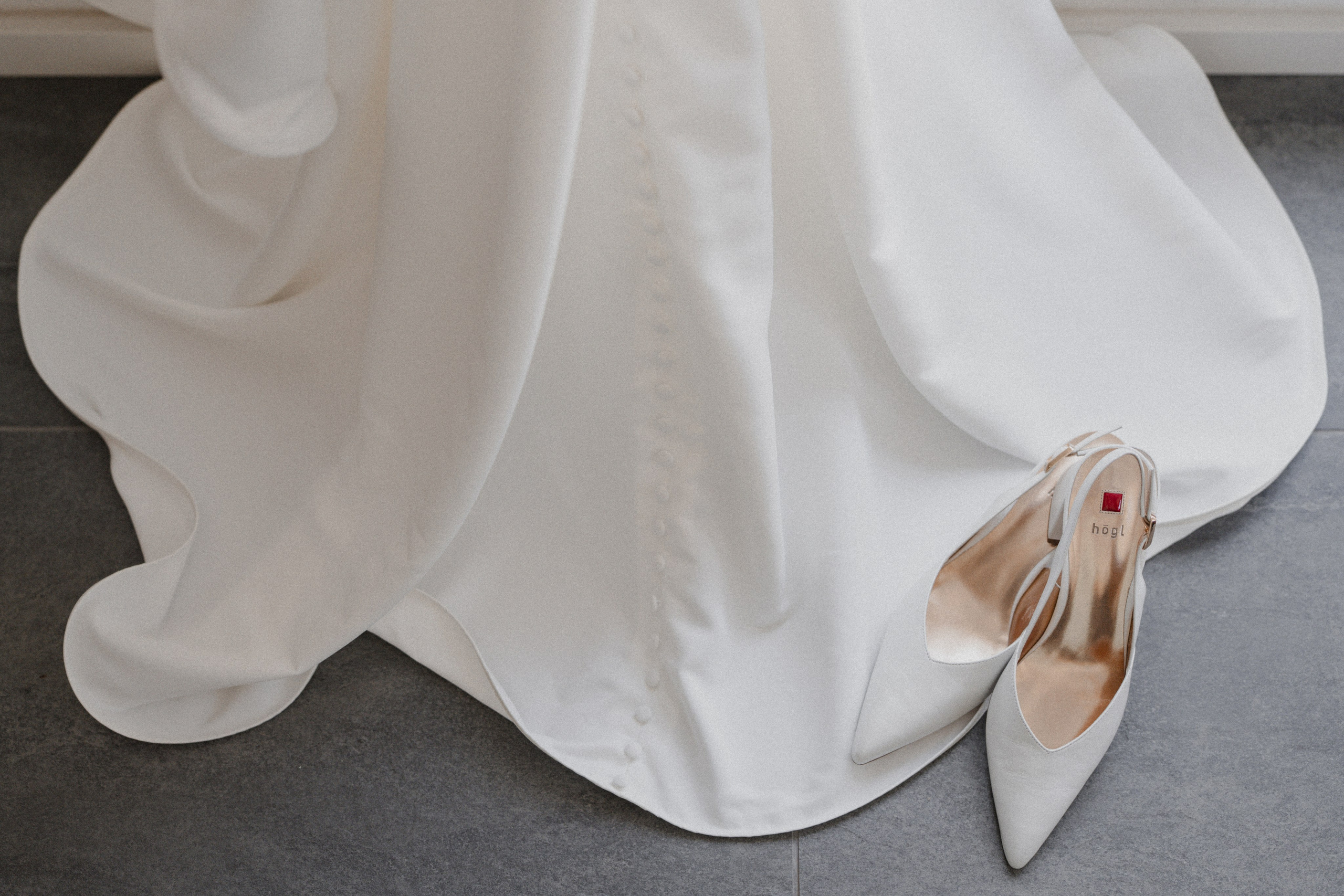 Jessica & Felix I Gesellschaft Harmonie Bochum. Hochzeitsfotografin Bochum | Halyna Reiche Fotografie NRW
