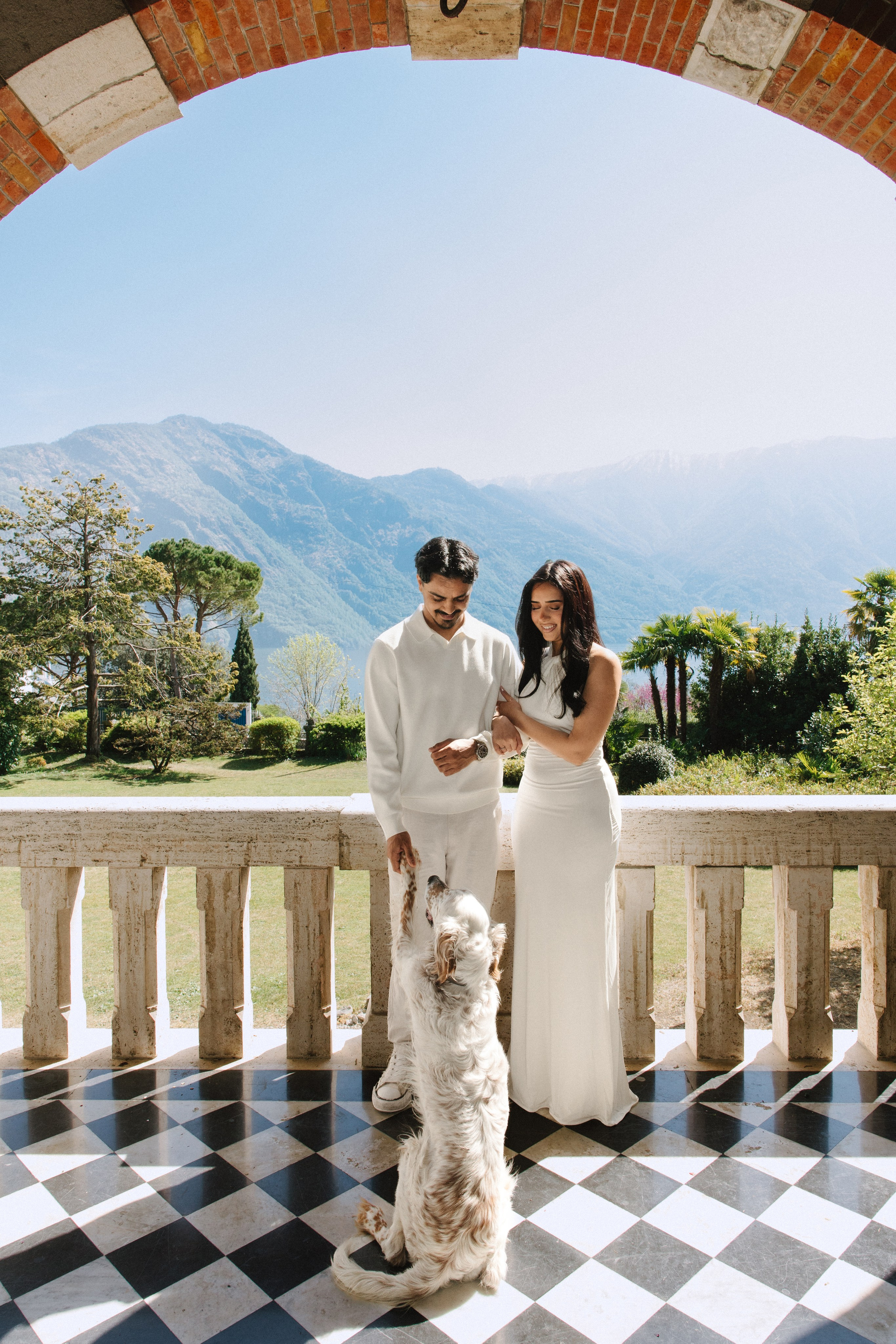 Vish & Kajal. Wedding photographer in Italy