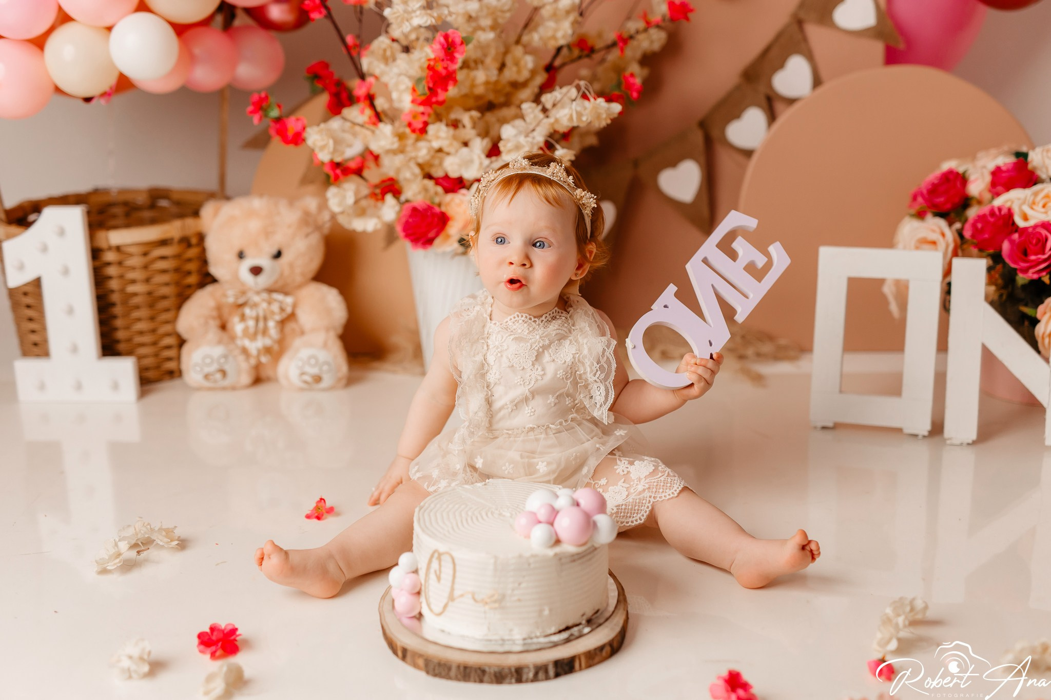 SMASH CAKE. Robert Blaj - Fotograf Nuntă Iași