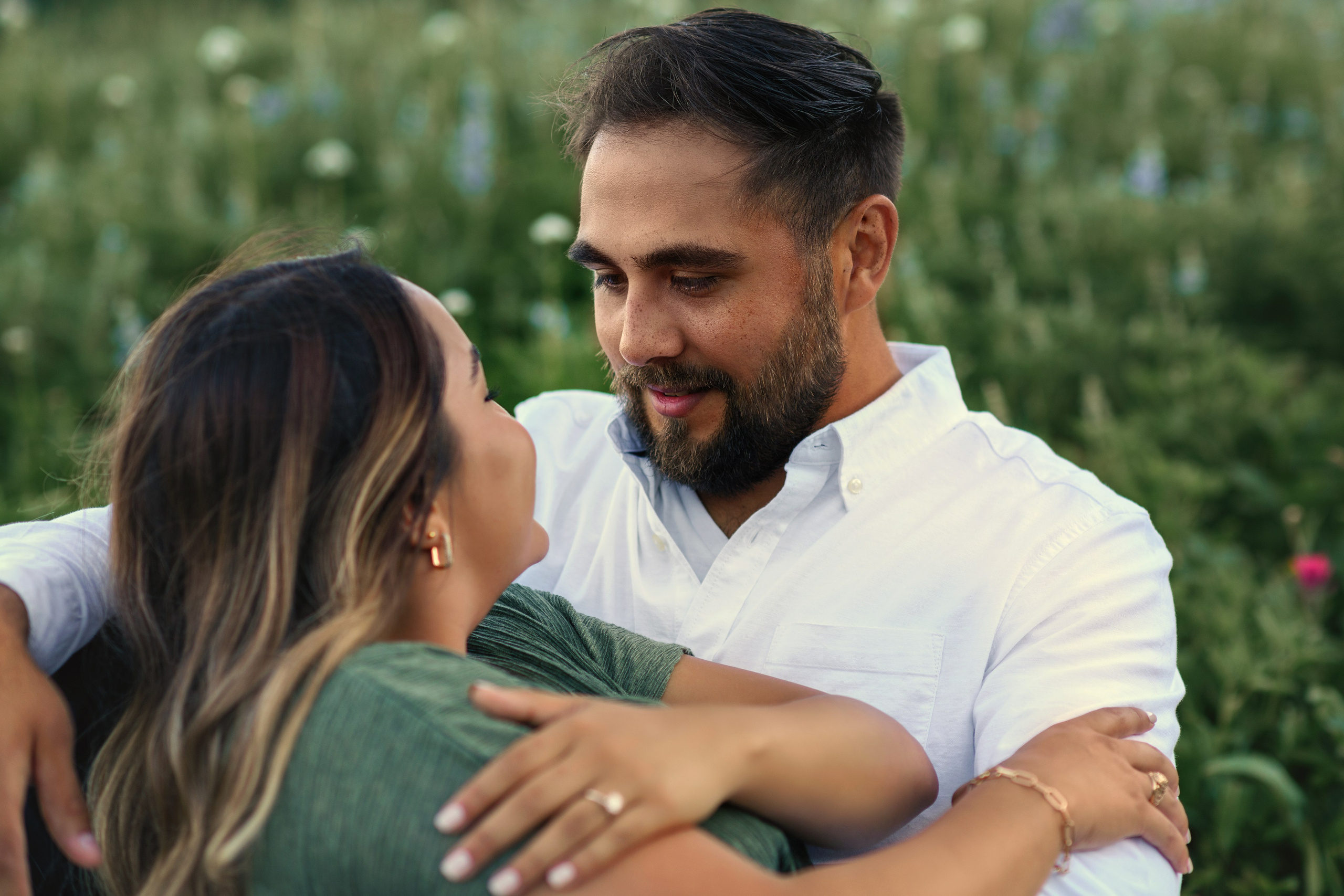 Aracely & Luis. Wedding & family photography in Seattle area. Helen Michelle photographer