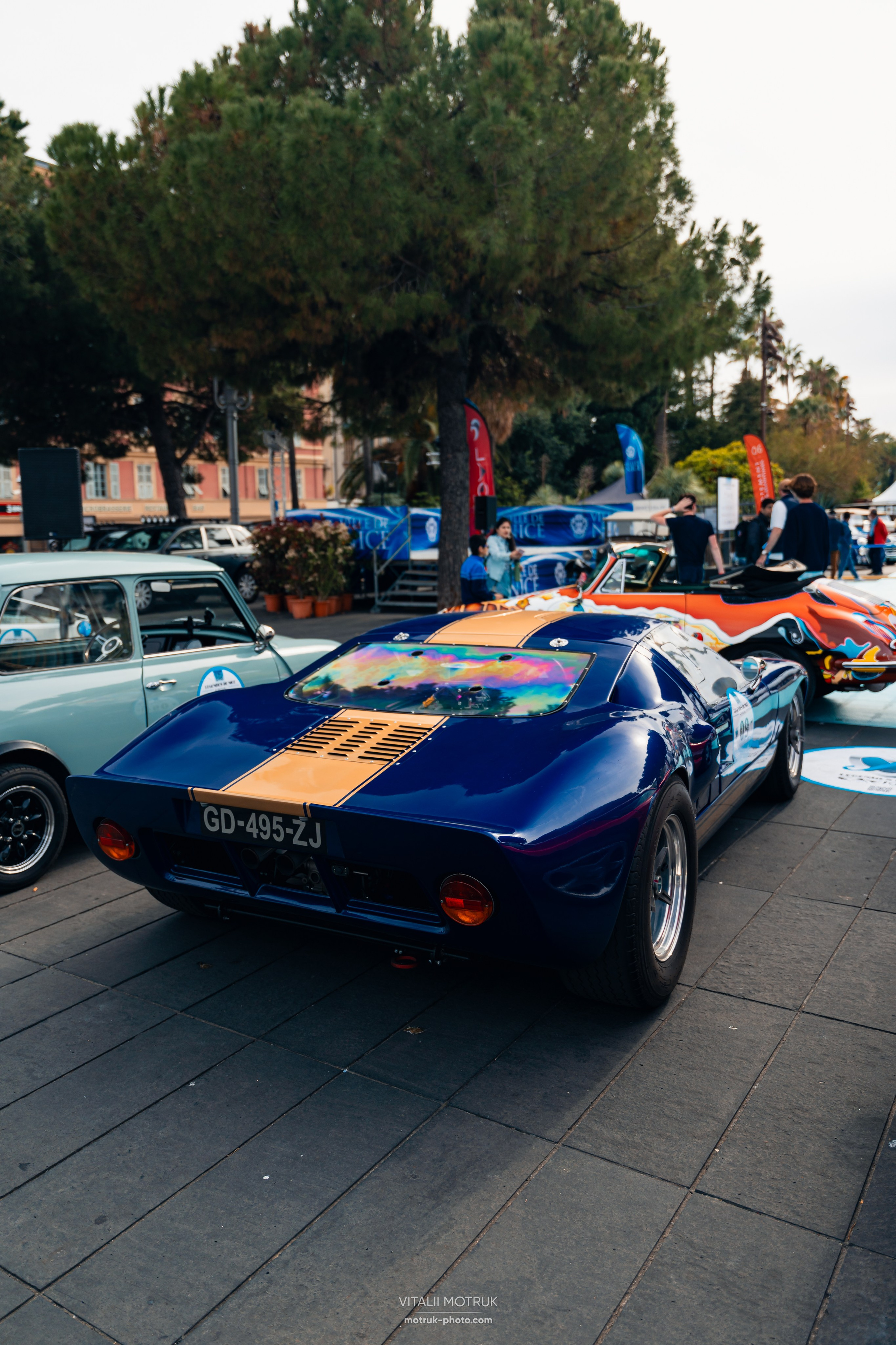 Legends de Nice. Photographe de voitures à Paris — Vitalii Motruk