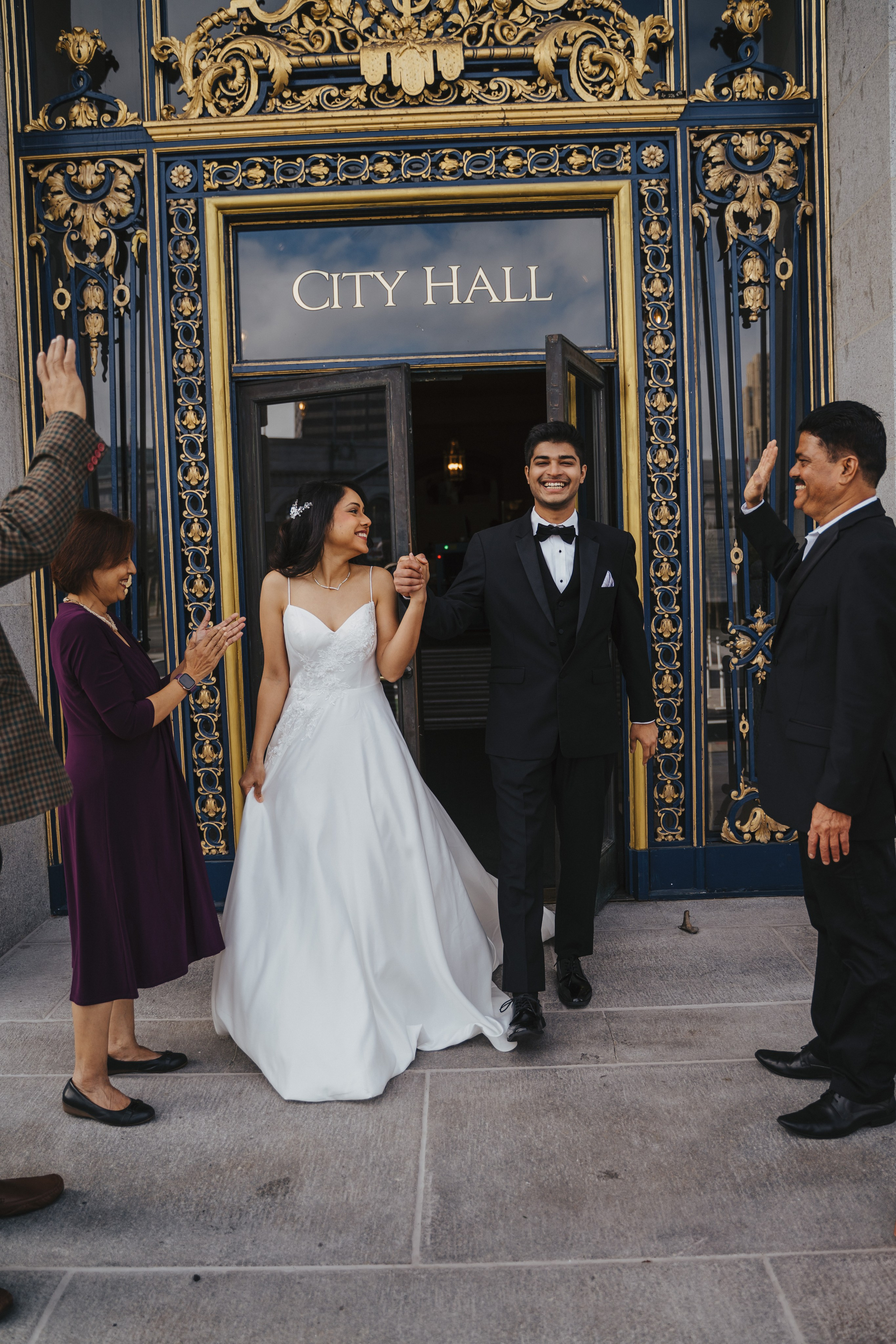 Sity Hall. Wedding family photographer and videographer California San Francisco Bay Area
