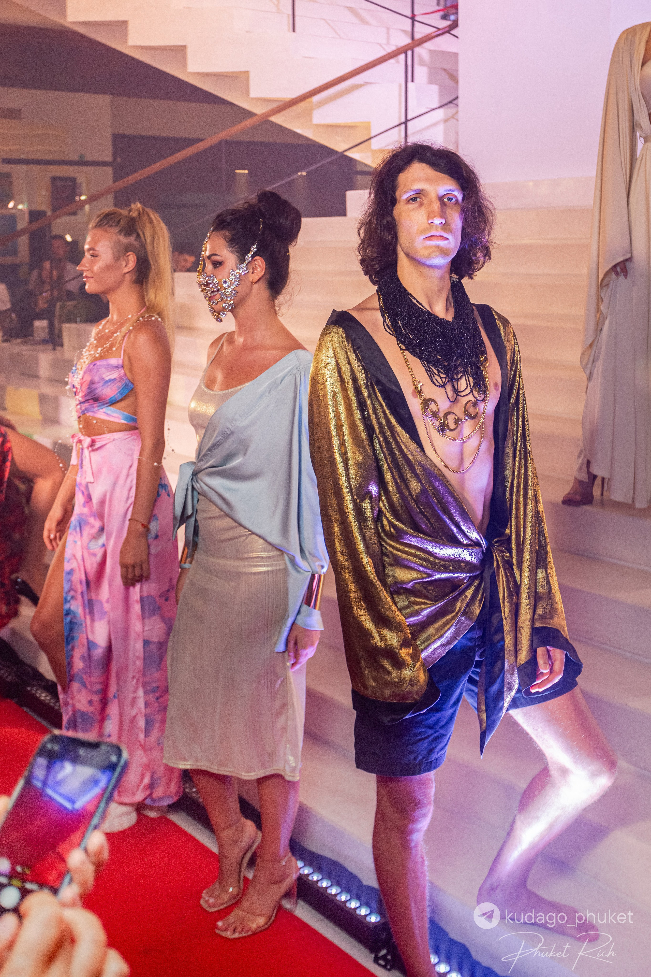 Вечеринка «Код да Винчи» | Фоторепортаж | Афиша | DAVAYSXODIM.com PHUKET. АФИША|ФОТОРЕПОРТАЖИ|ИВЕНТЫ|ПХУКЕТ