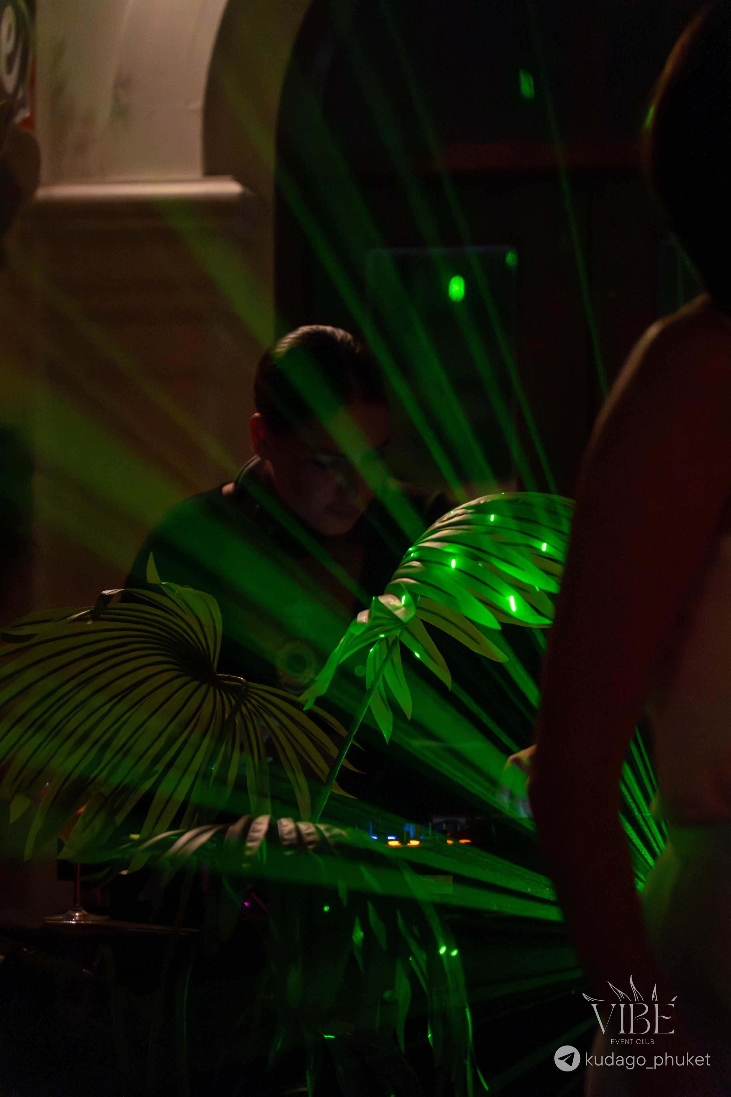 Вечеринка Tribal Vibe | Фоторепортаж | Афиша | DAVAYSXODIM.com PHUKET. АФИША|ФОТОРЕПОРТАЖИ|ИВЕНТЫ|ПХУКЕТ