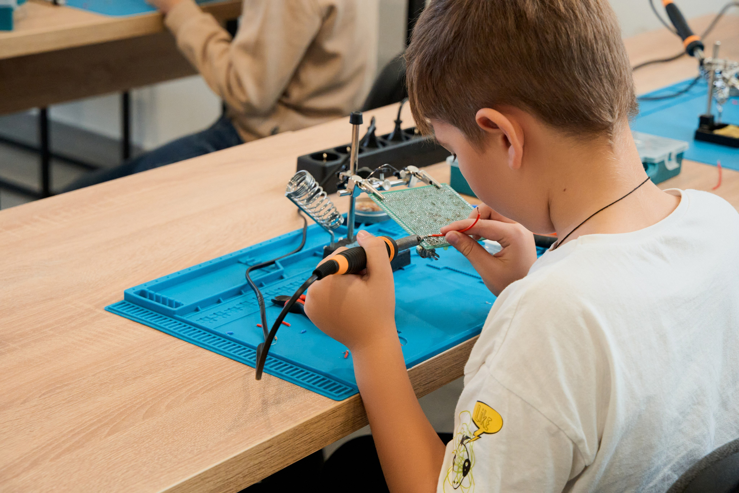 Minivolt. Привет